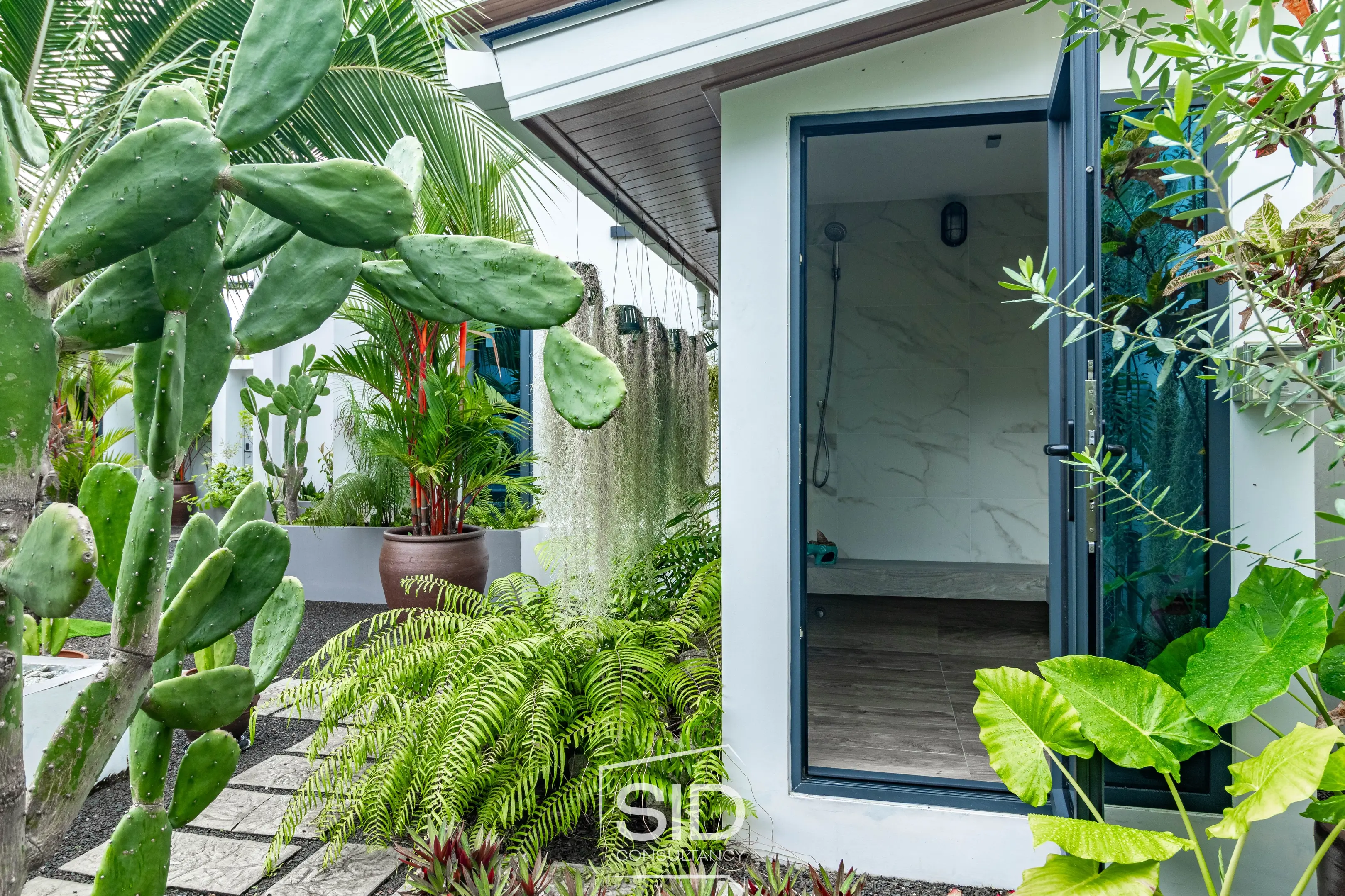 Modern 3 Bedrooms Pool Villa Near Laguna Phuket