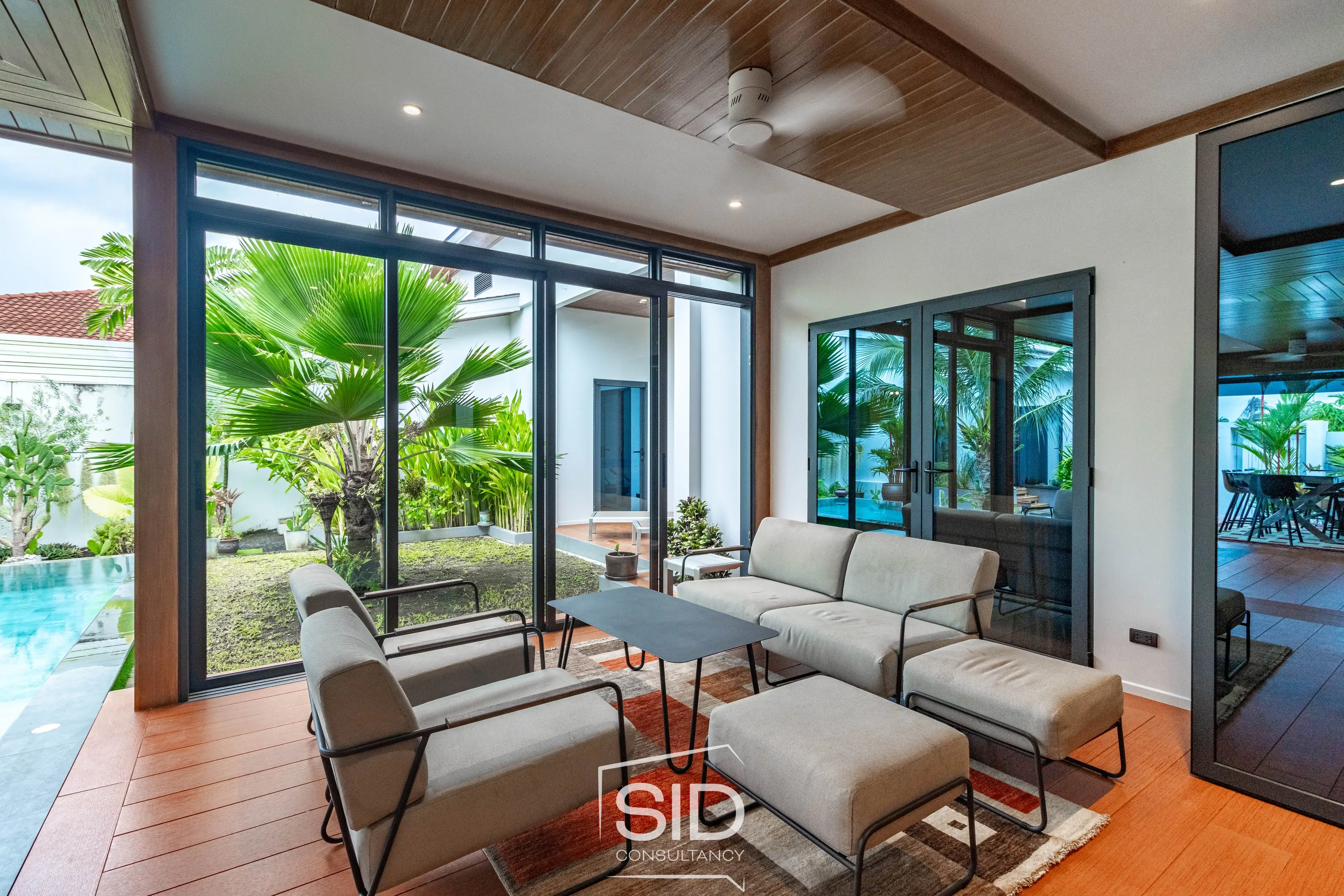 Modern 3 Bedrooms Pool Villa Near Laguna Phuket