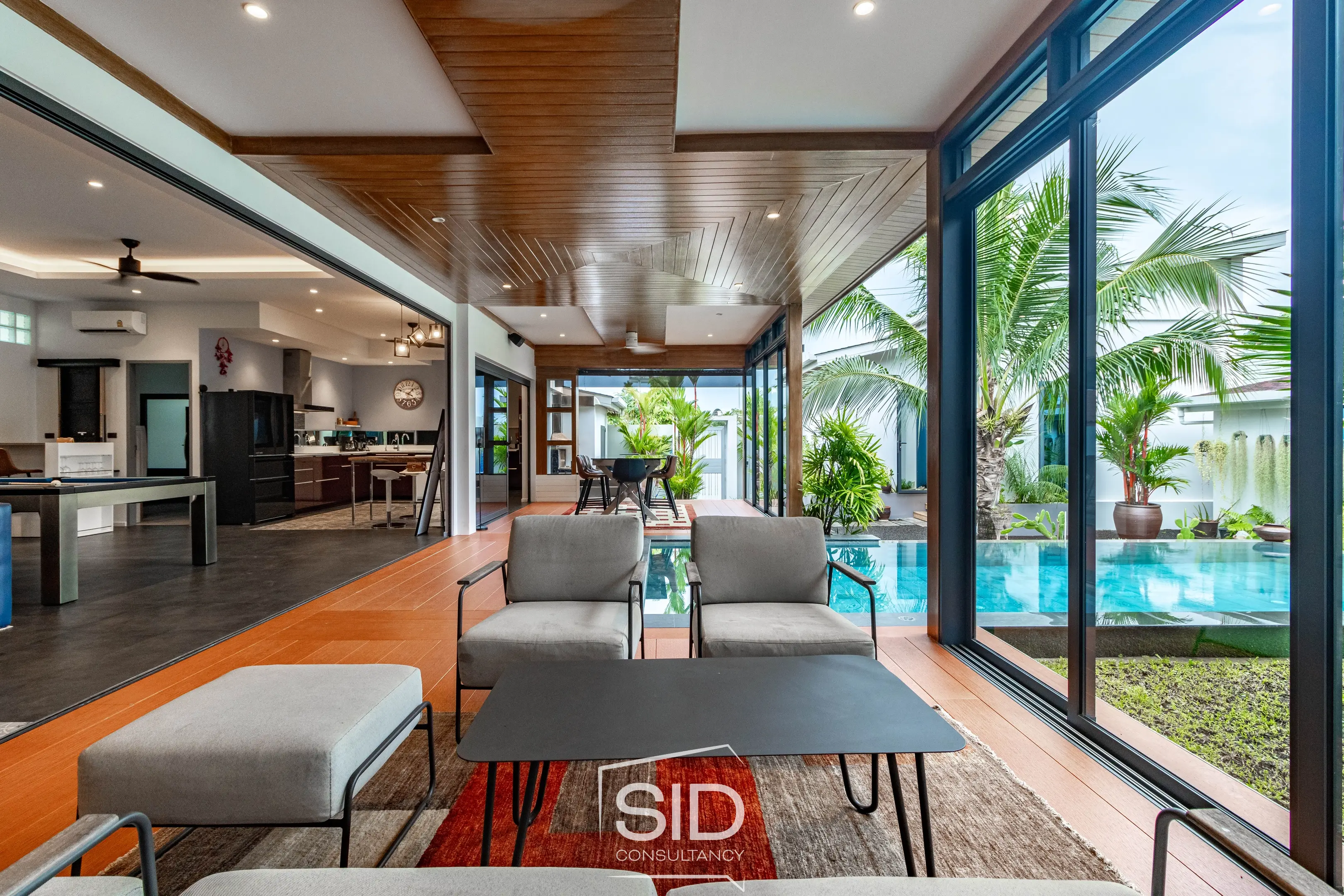 Modern 3 Bedrooms Pool Villa Near Laguna Phuket