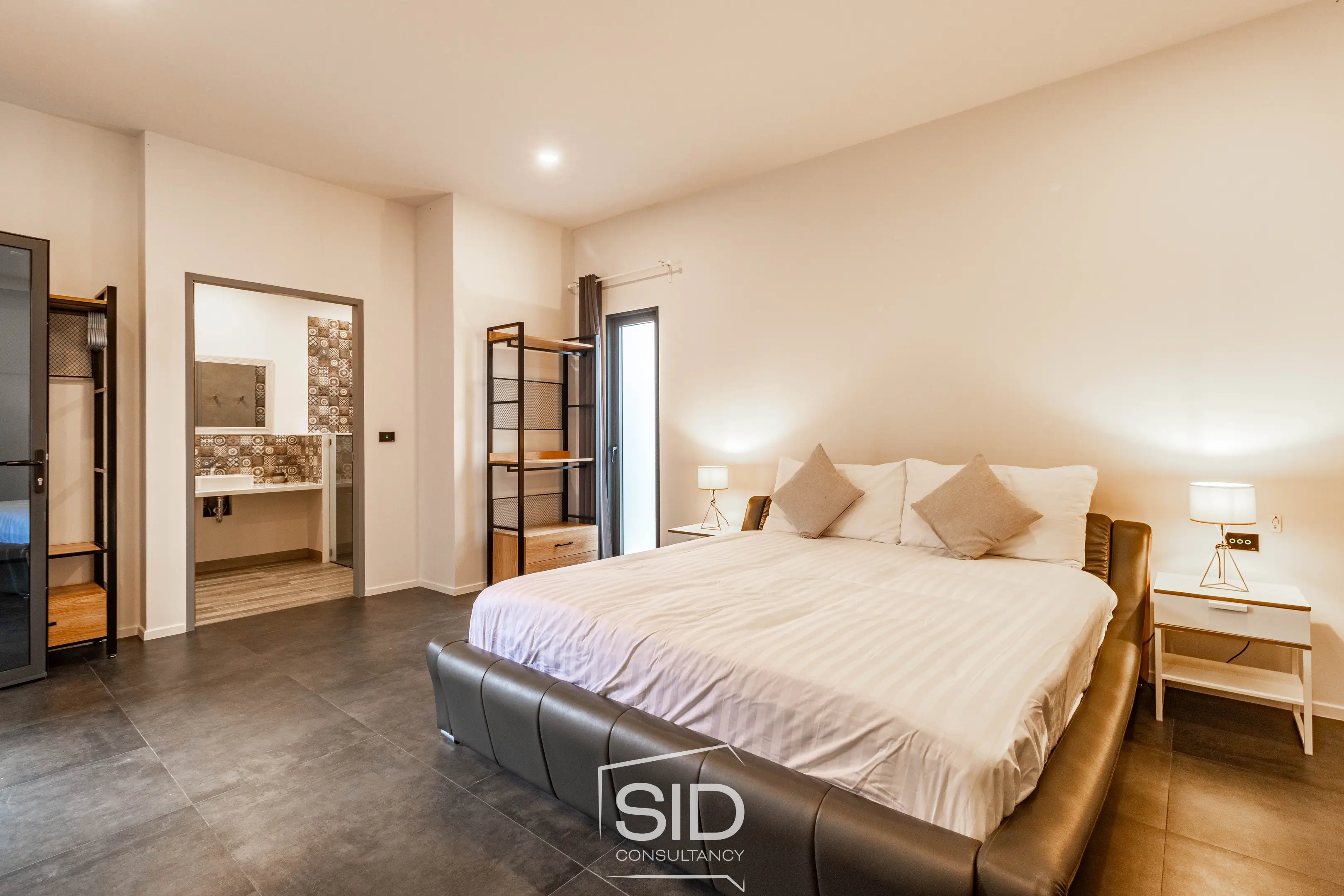 Modern 3 Bedrooms Pool Villa Near Laguna Phuket