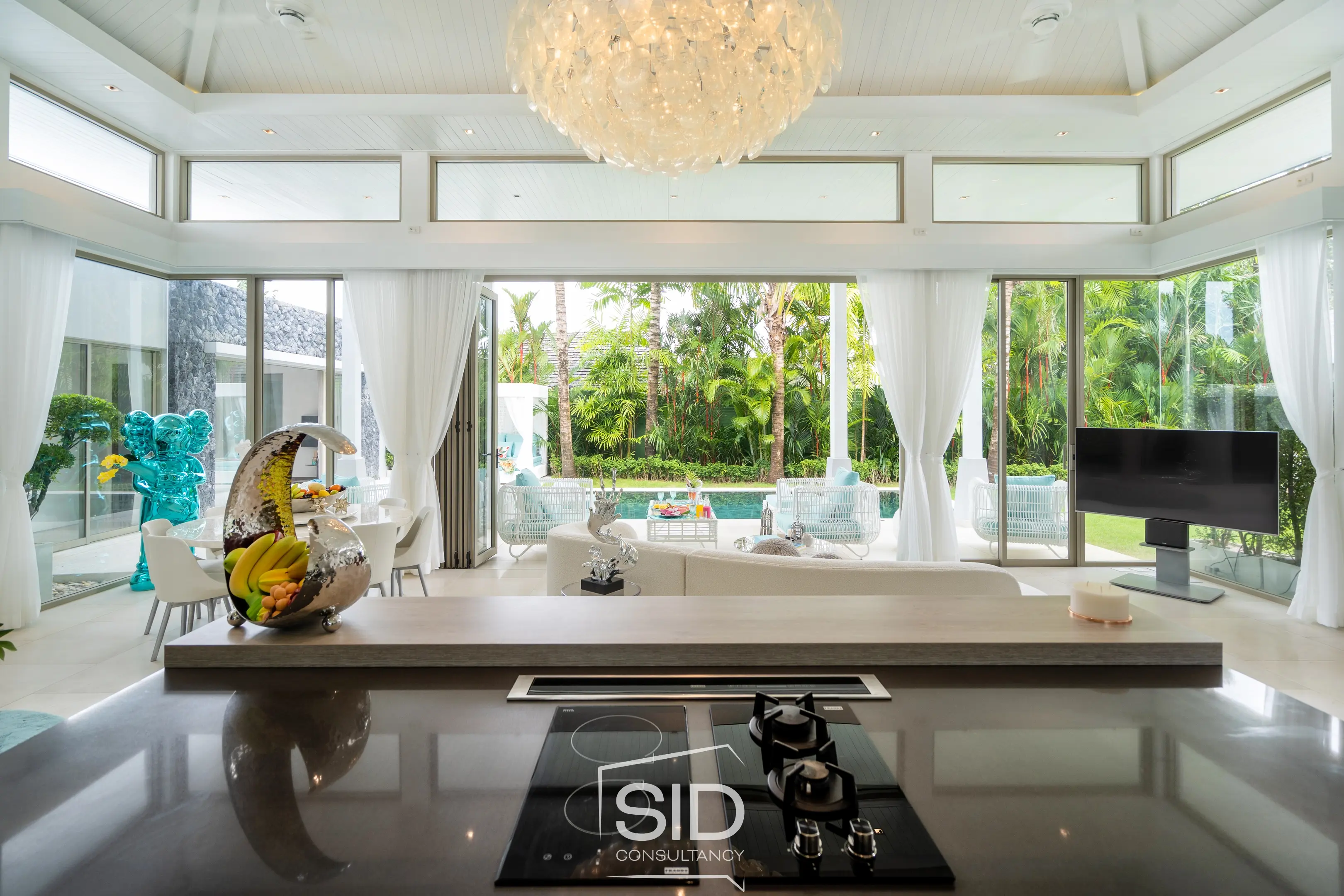 5-Bedroom Modern Villa with Poolside Botanica Luxury