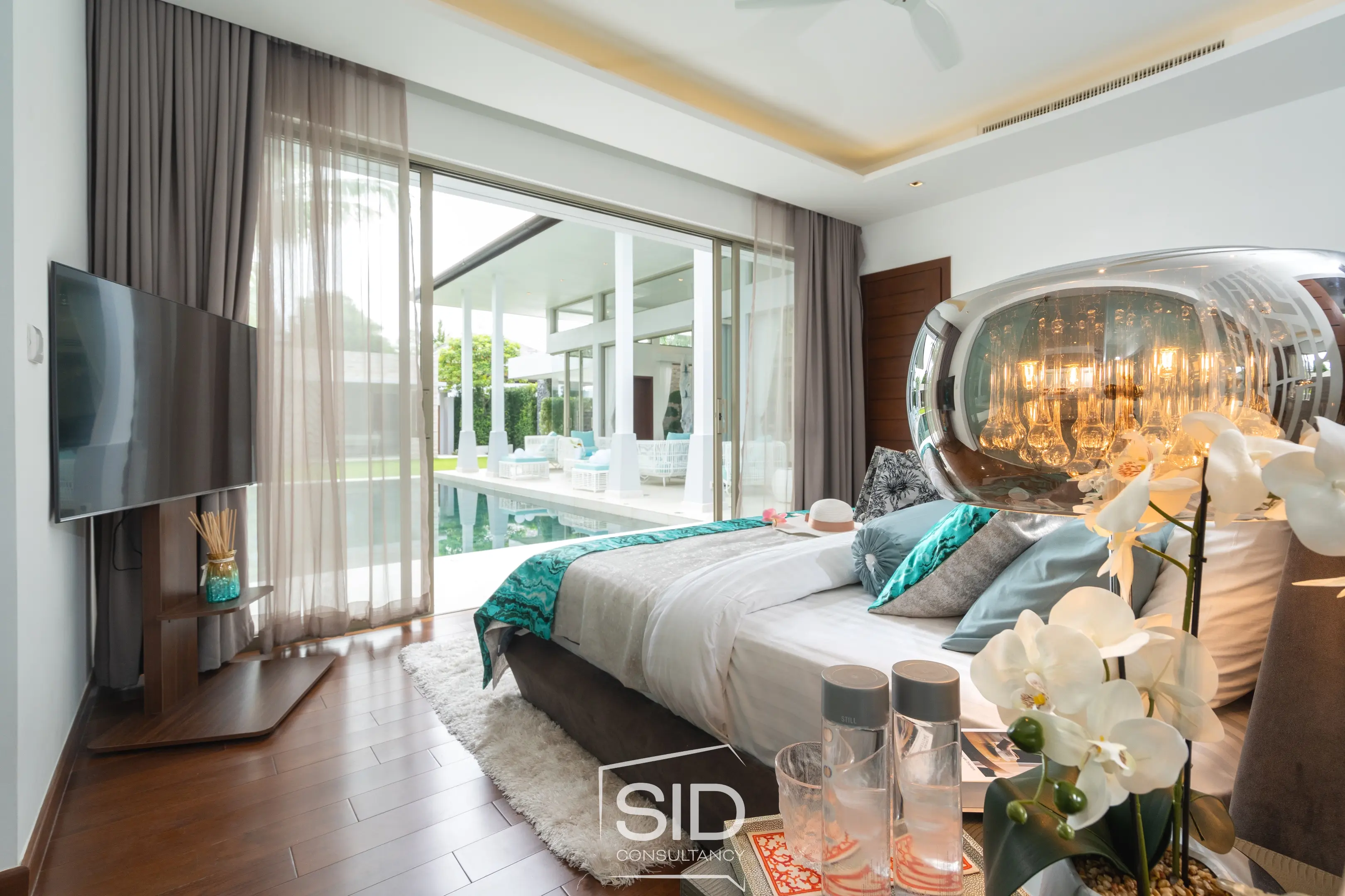5-Bedroom Modern Villa with Poolside Botanica Luxury