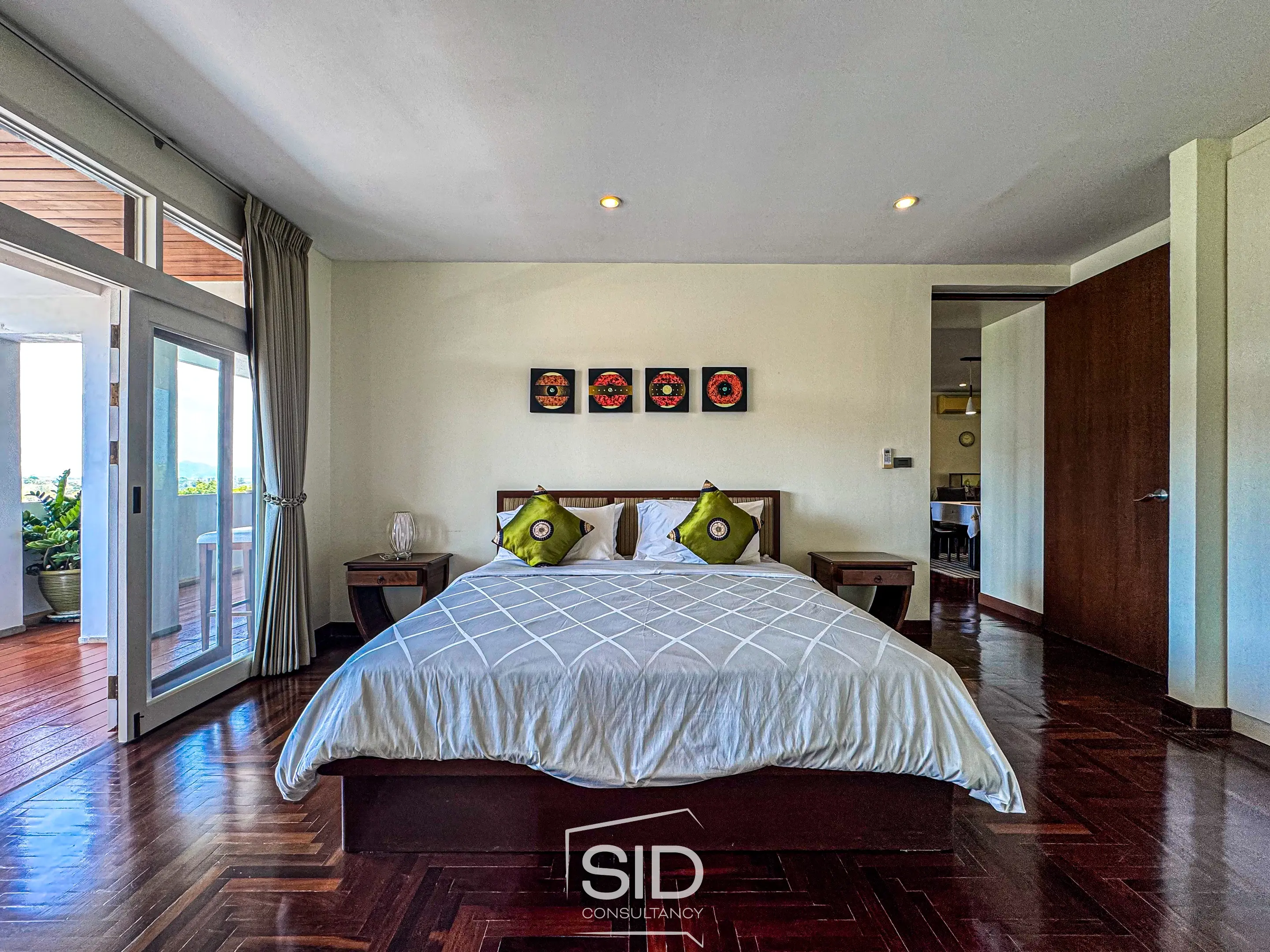 Blue Canyon Country Club Residence – Space, Serenity, and Prestige