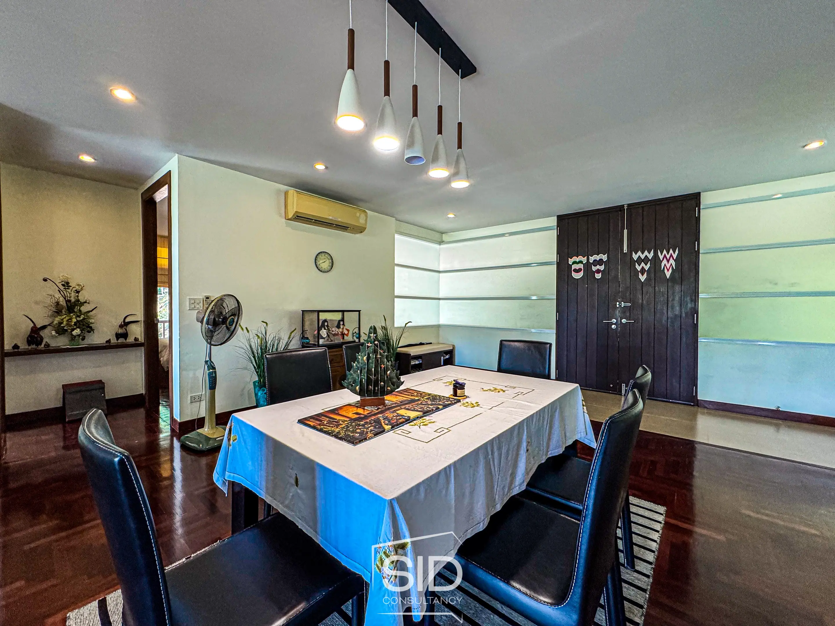 Blue Canyon Country Club Residence – Space, Serenity, and Prestige