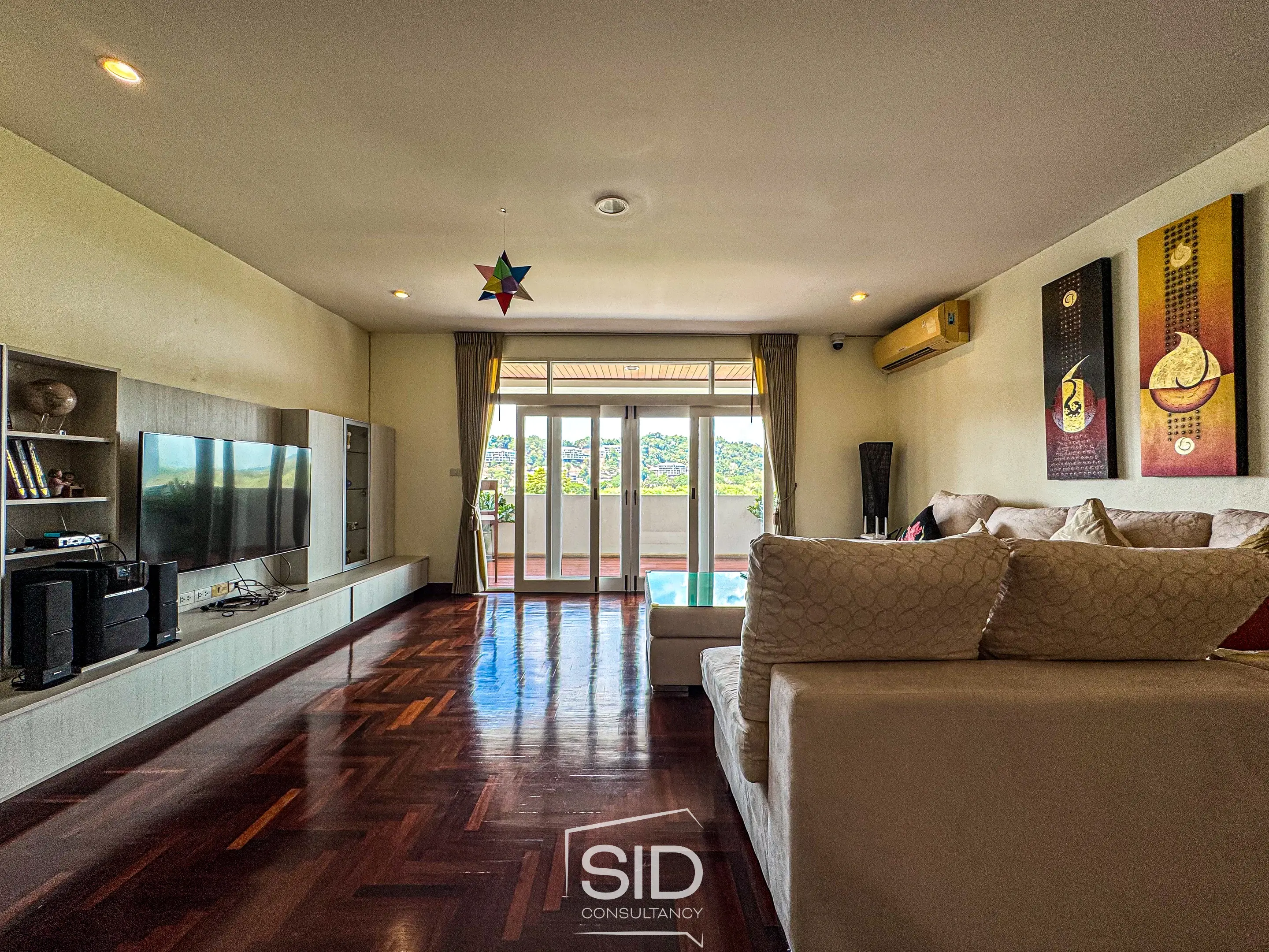 Blue Canyon Country Club Residence – Space, Serenity, and Prestige