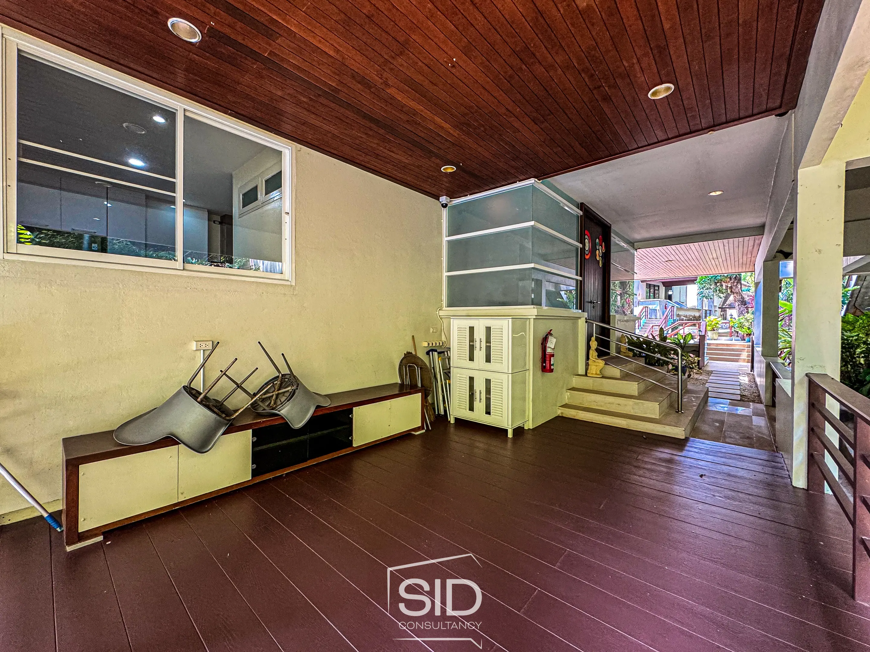Blue Canyon Country Club Residence – Space, Serenity, and Prestige