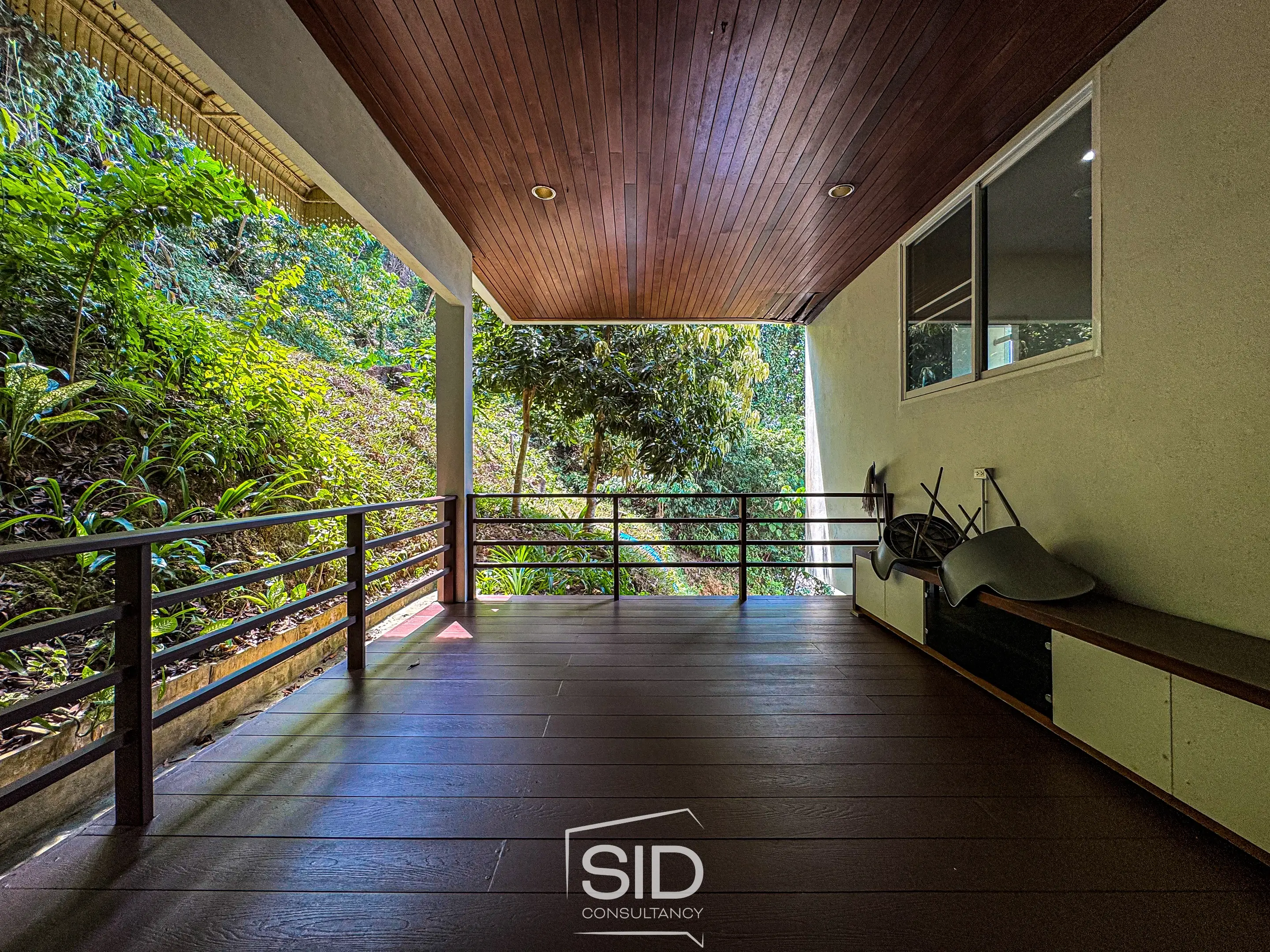 Blue Canyon Country Club Residence – Space, Serenity, and Prestige
