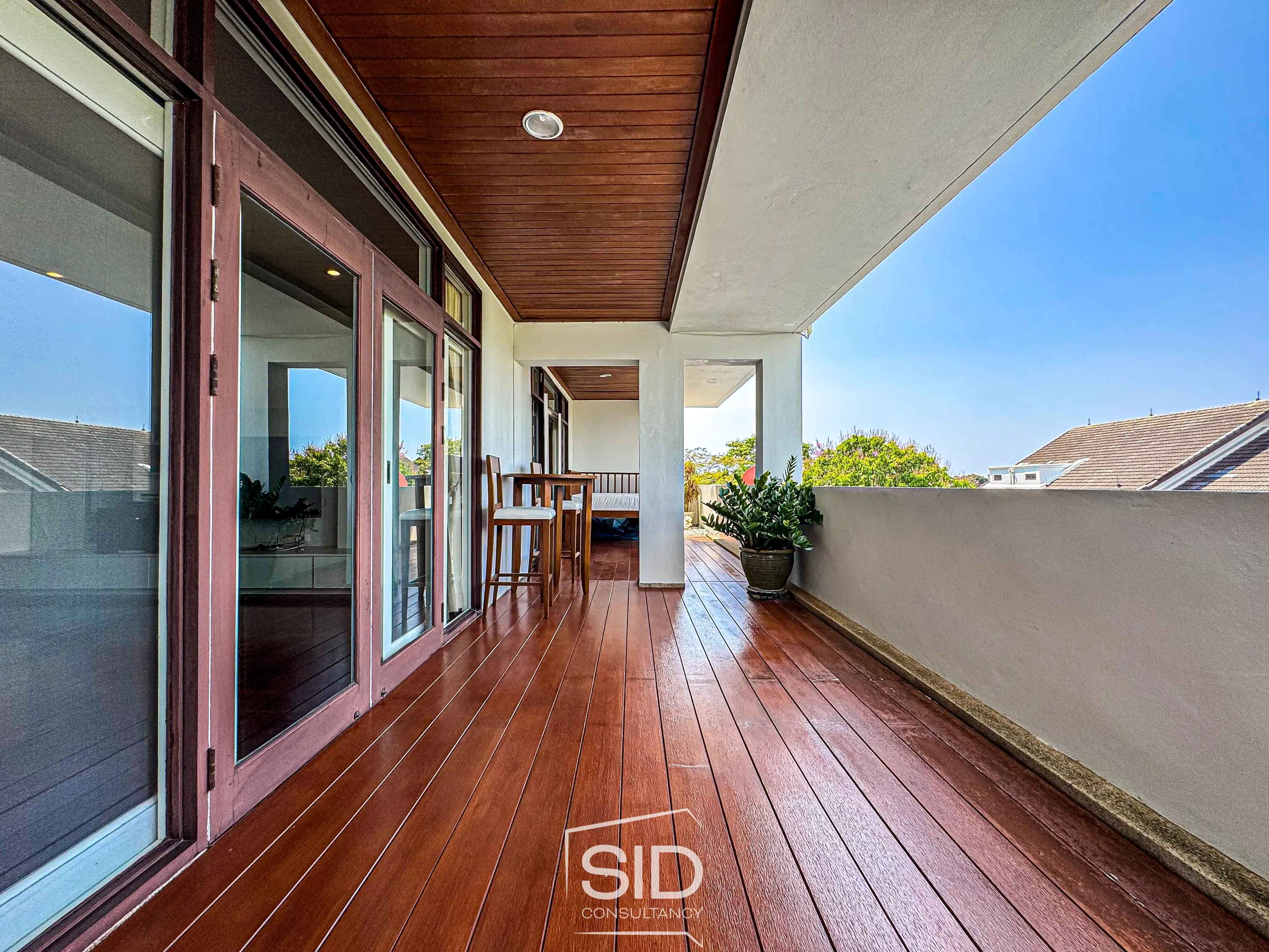 Blue Canyon Country Club Residence – Space, Serenity, and Prestige