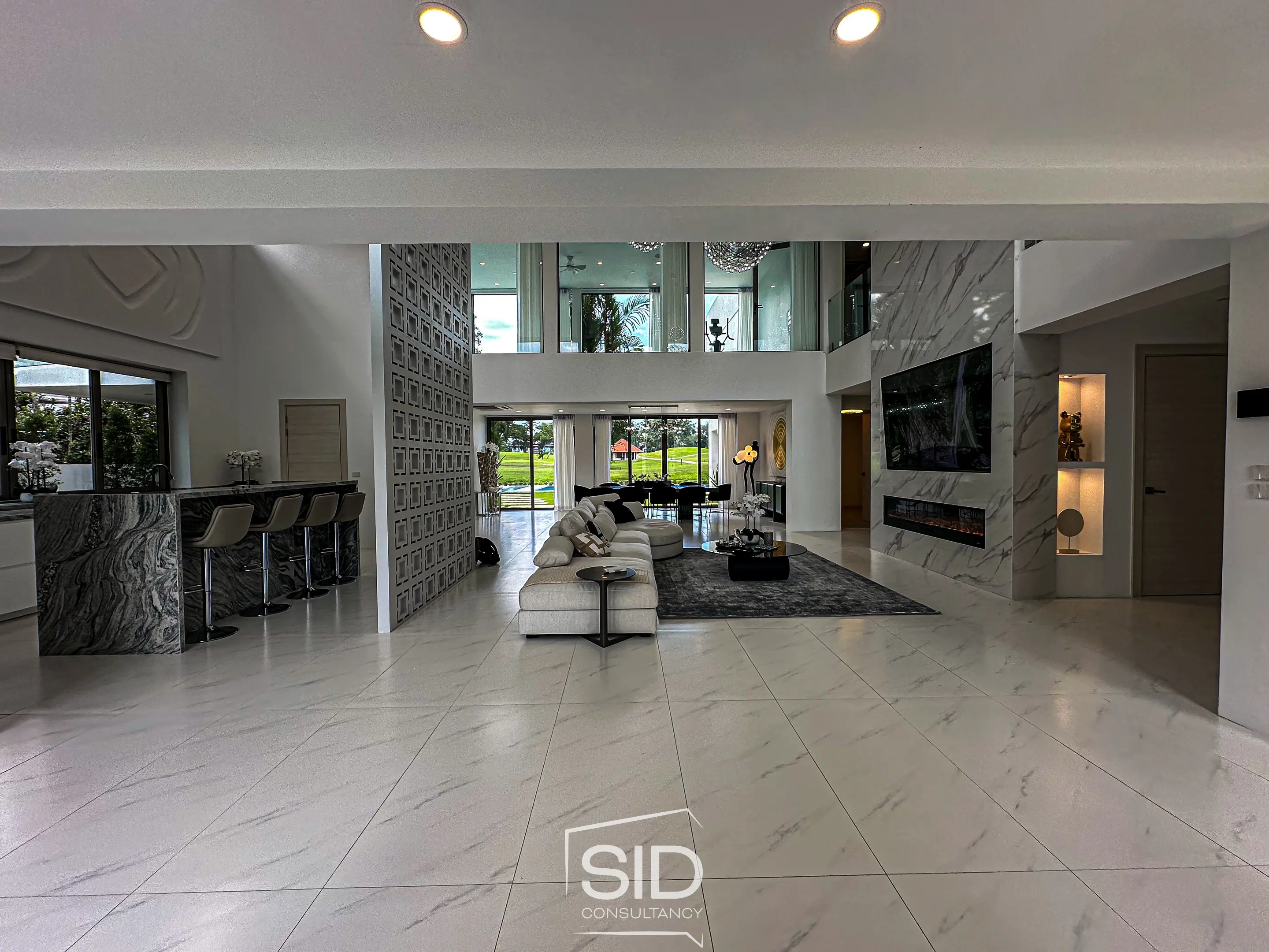 Spacious 6-Bedroom Modern Villa with Private Garden and Pool Views in Laguna Homes, Phuket