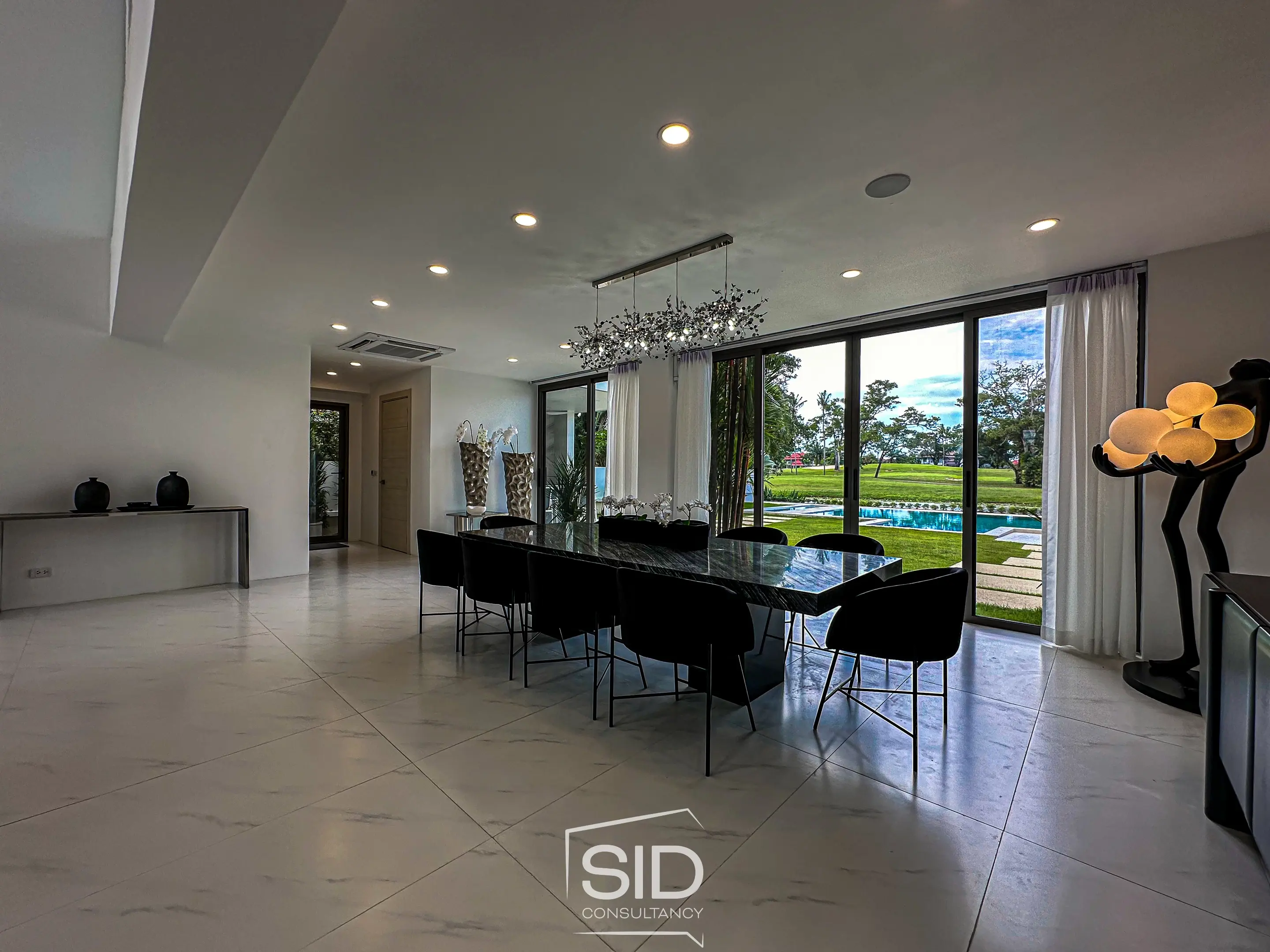Spacious 6-Bedroom Modern Villa with Private Garden and Pool Views in Laguna Homes, Phuket