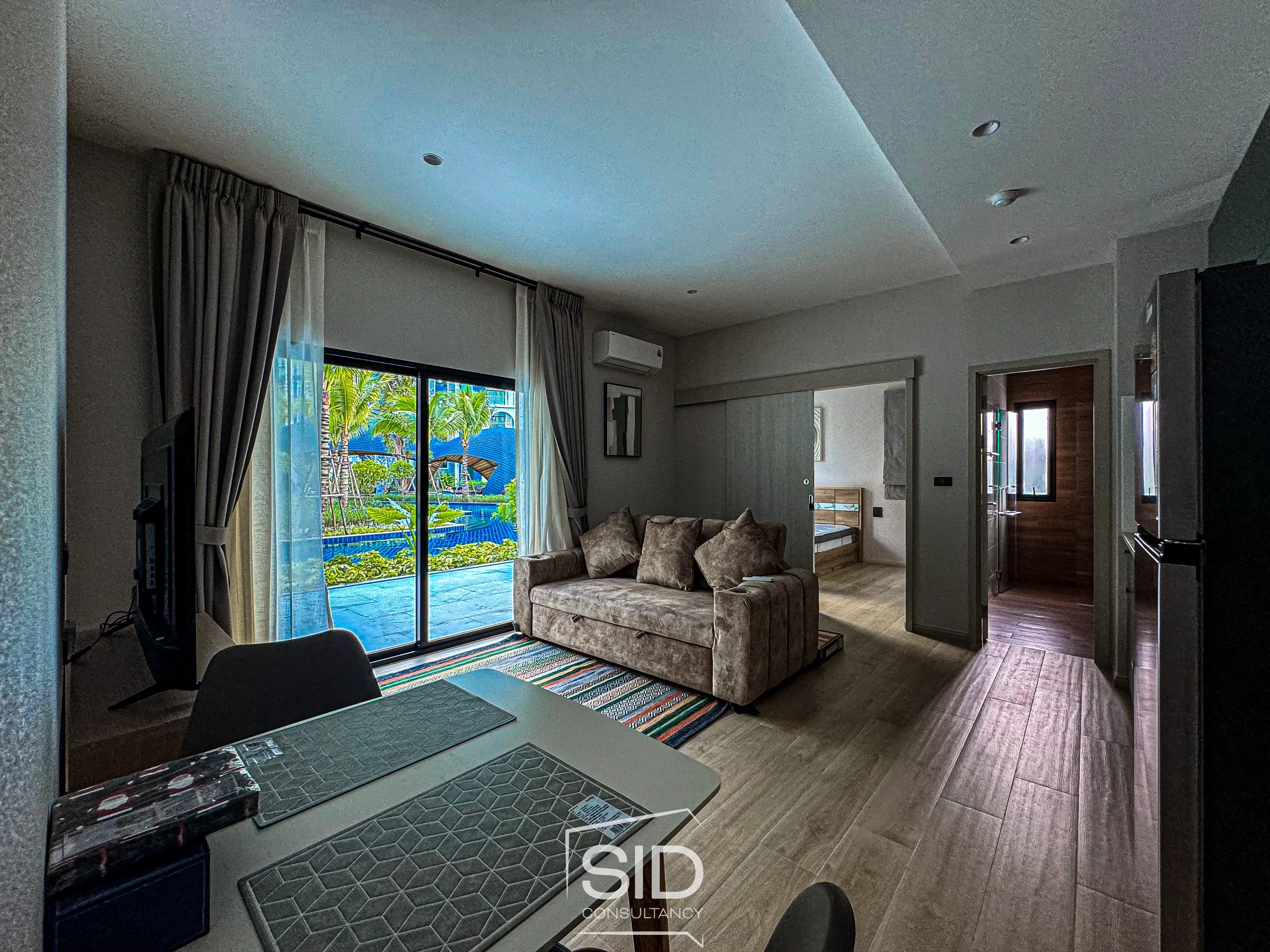 Modern 1-Bedroom Condo with Direct Pool Access – The Title Halo 1, Nai Yang