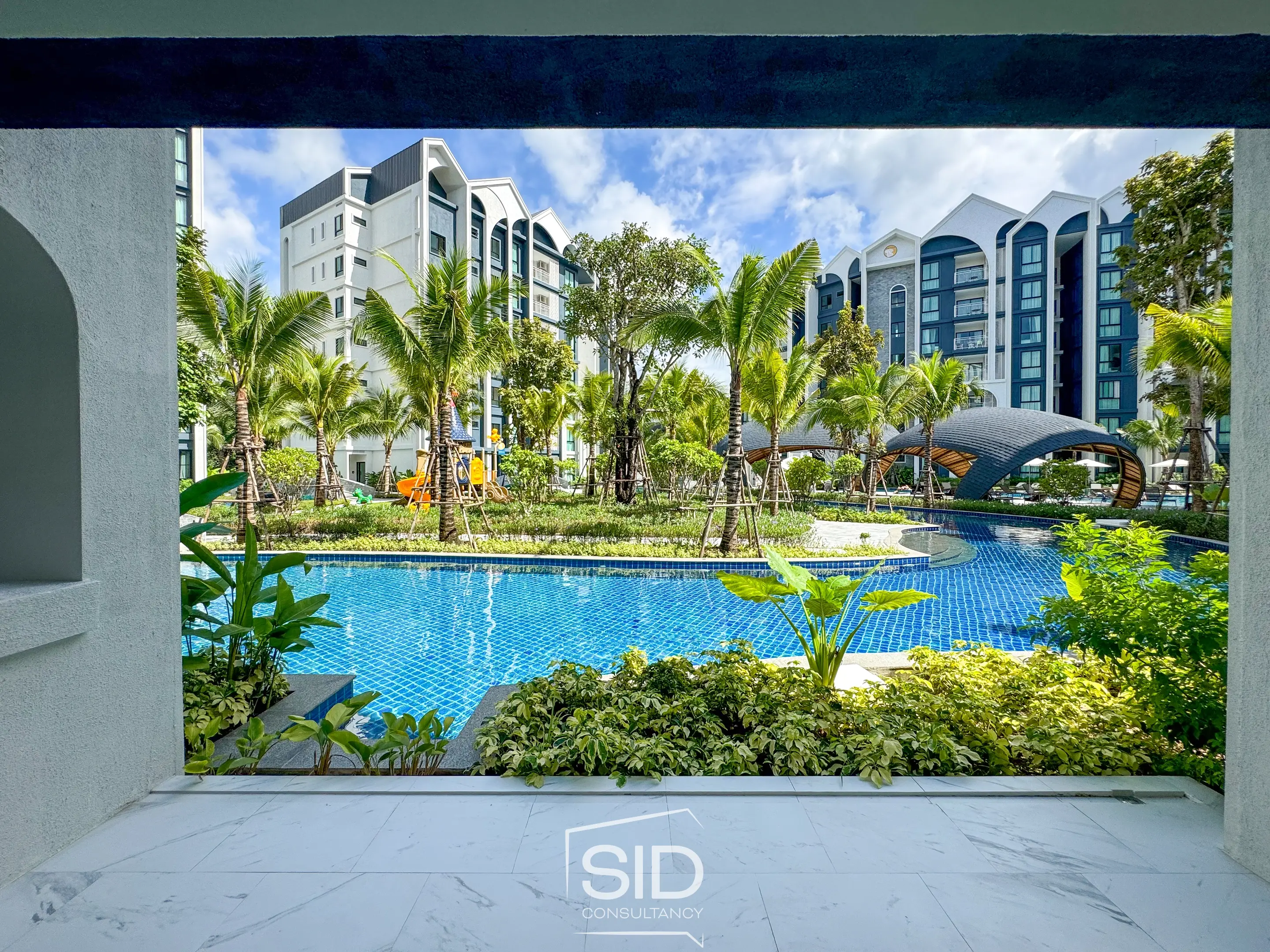 Modern 1-Bedroom Condo with Direct Pool Access – The Title Halo 1, Nai Yang