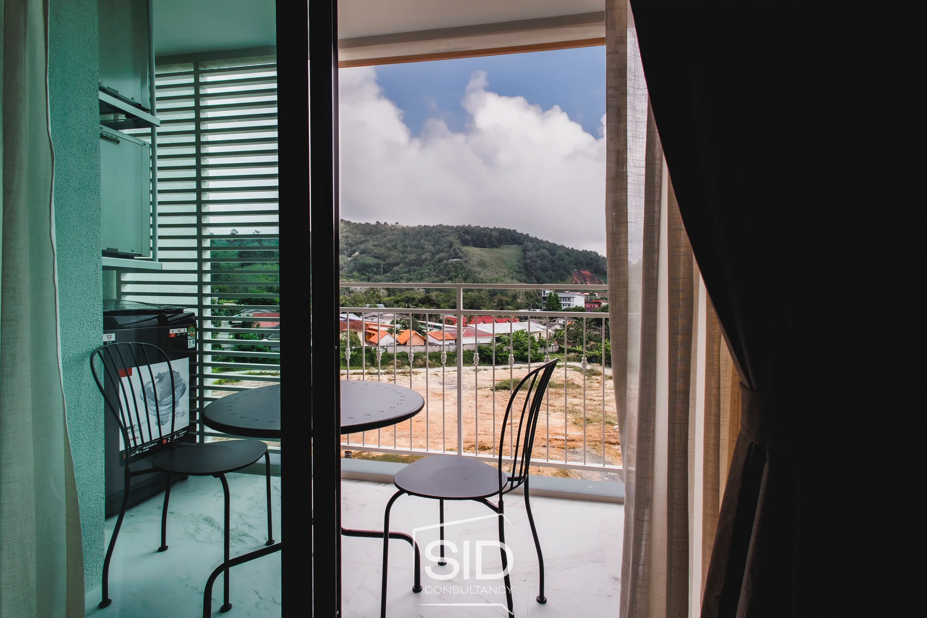 Modern 1-Bedroom Condo at The Title Halo 1, Nai Yang – Mountain View
