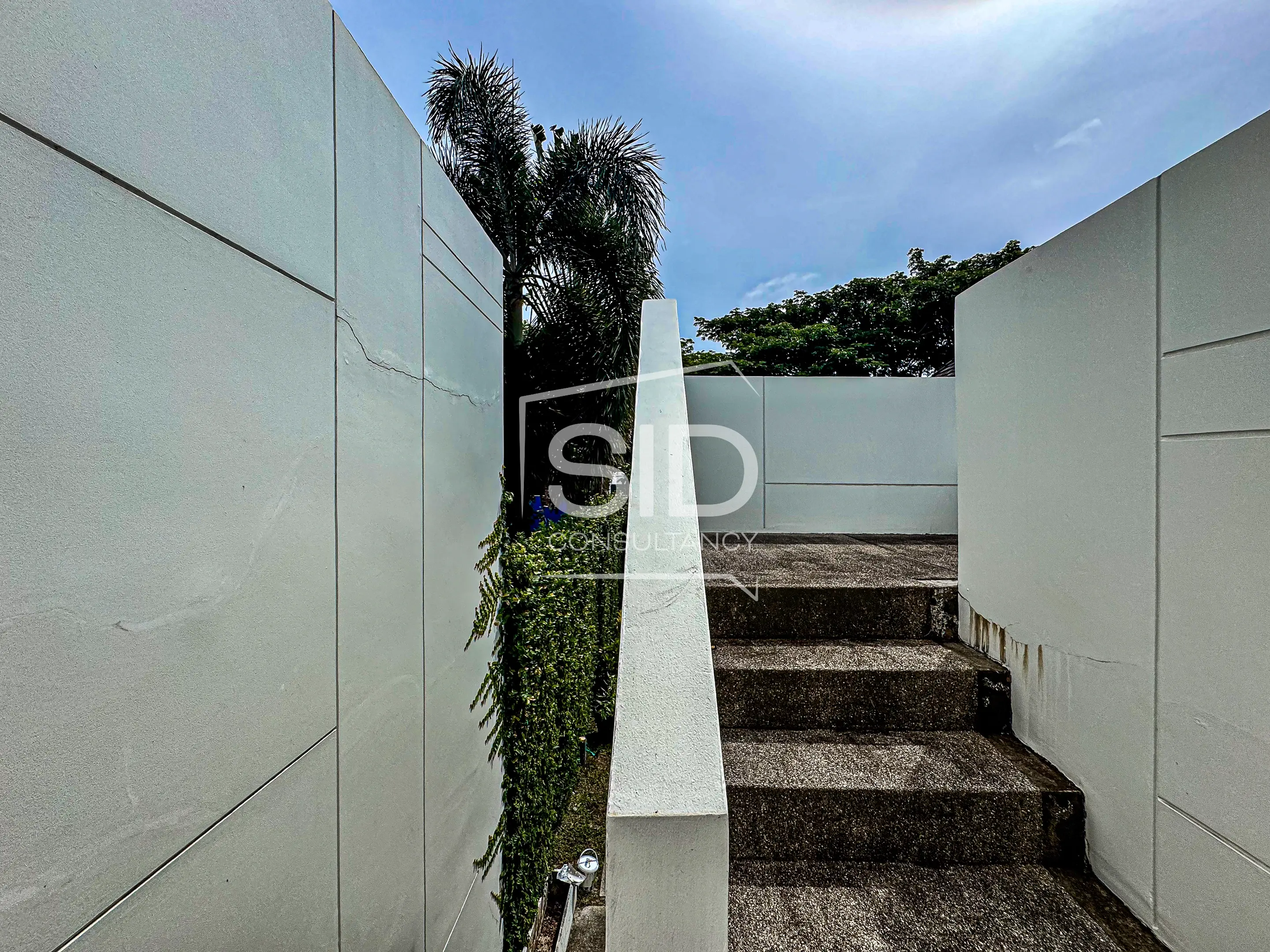 Move-In Ready Villa at WINGS, Soi Pasak – 2 Bedrooms, Private Pool