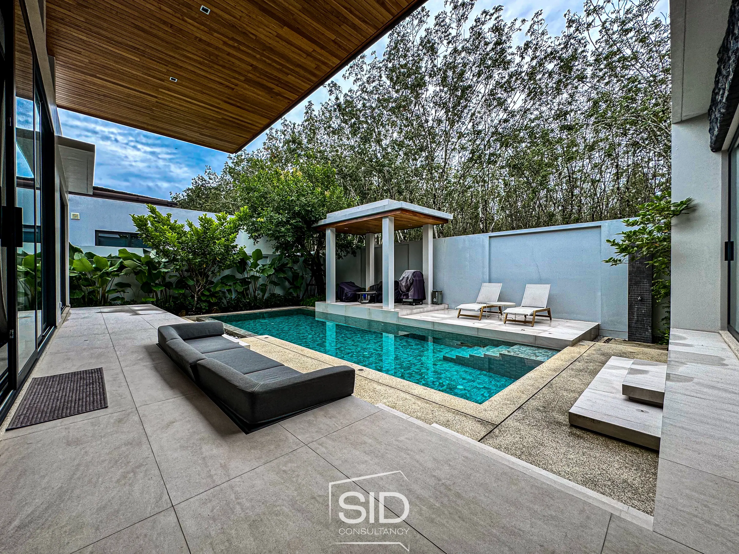 Botanica Modern Loft – 3-Bedroom Nature-Loft Villa in Si Sunthon, Phuket