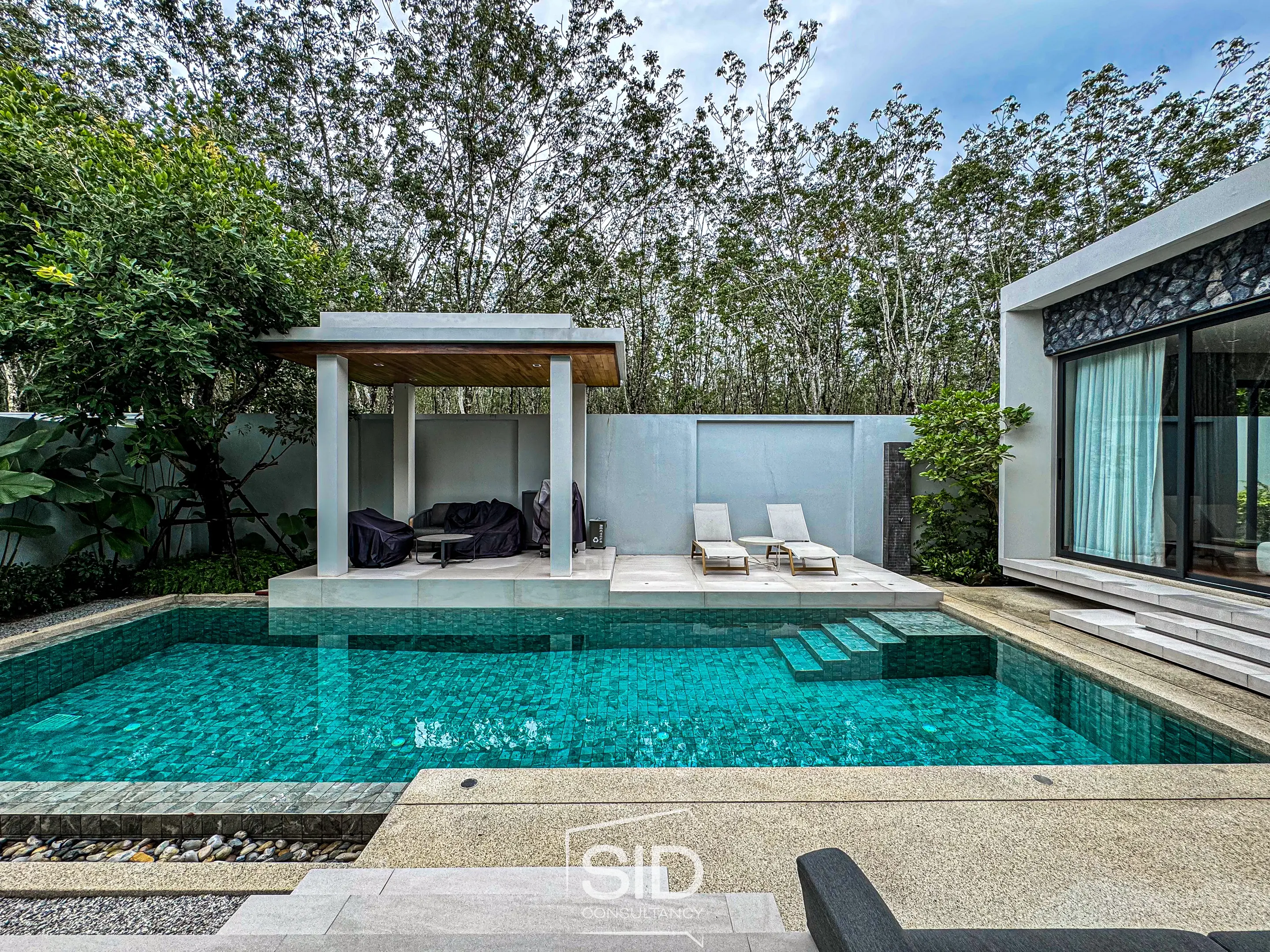 Botanica Modern Loft – 3-Bedroom Nature-Loft Villa in Si Sunthon, Phuket