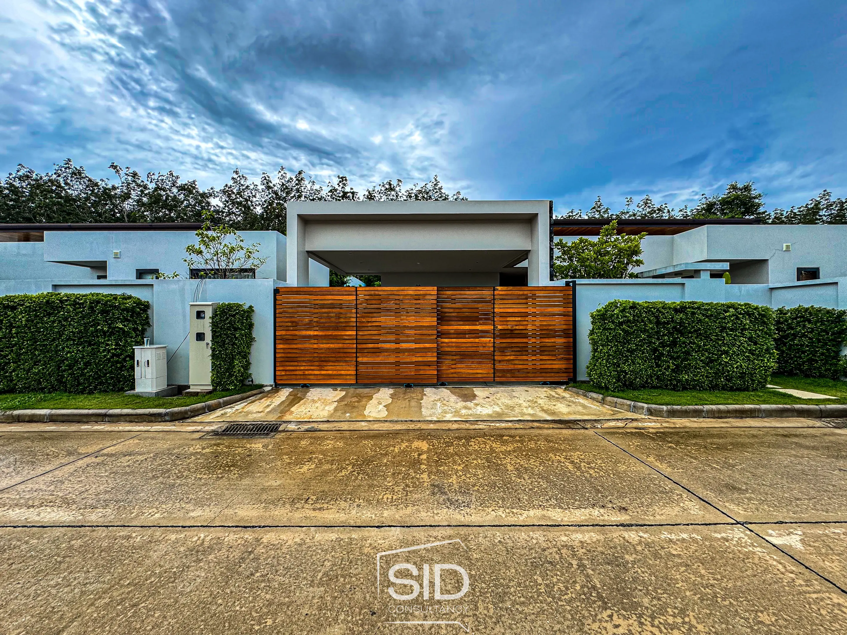 Botanica Modern Loft – 3-Bedroom Nature-Loft Villa in Si Sunthon, Phuket