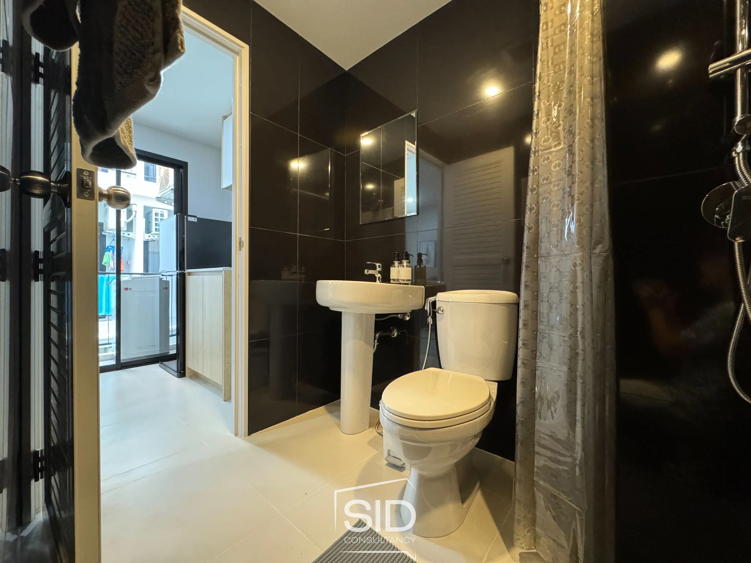 Cozy Studio at VIP Great Hill Airport – Just 5-10 Minutes Walk to Nai Yang Beach!