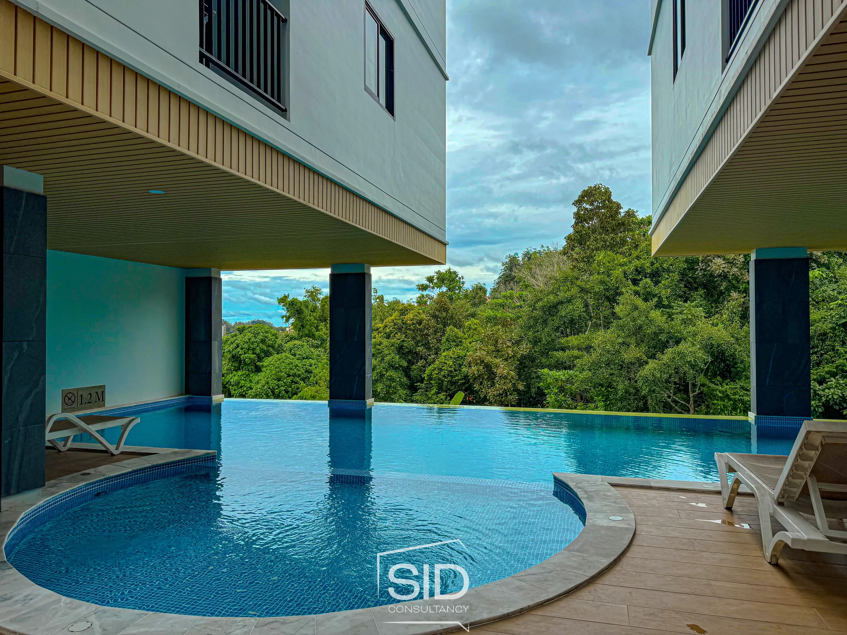 Cozy Studio at VIP Great Hill Airport – Just 5-10 Minutes Walk to Nai Yang Beach!