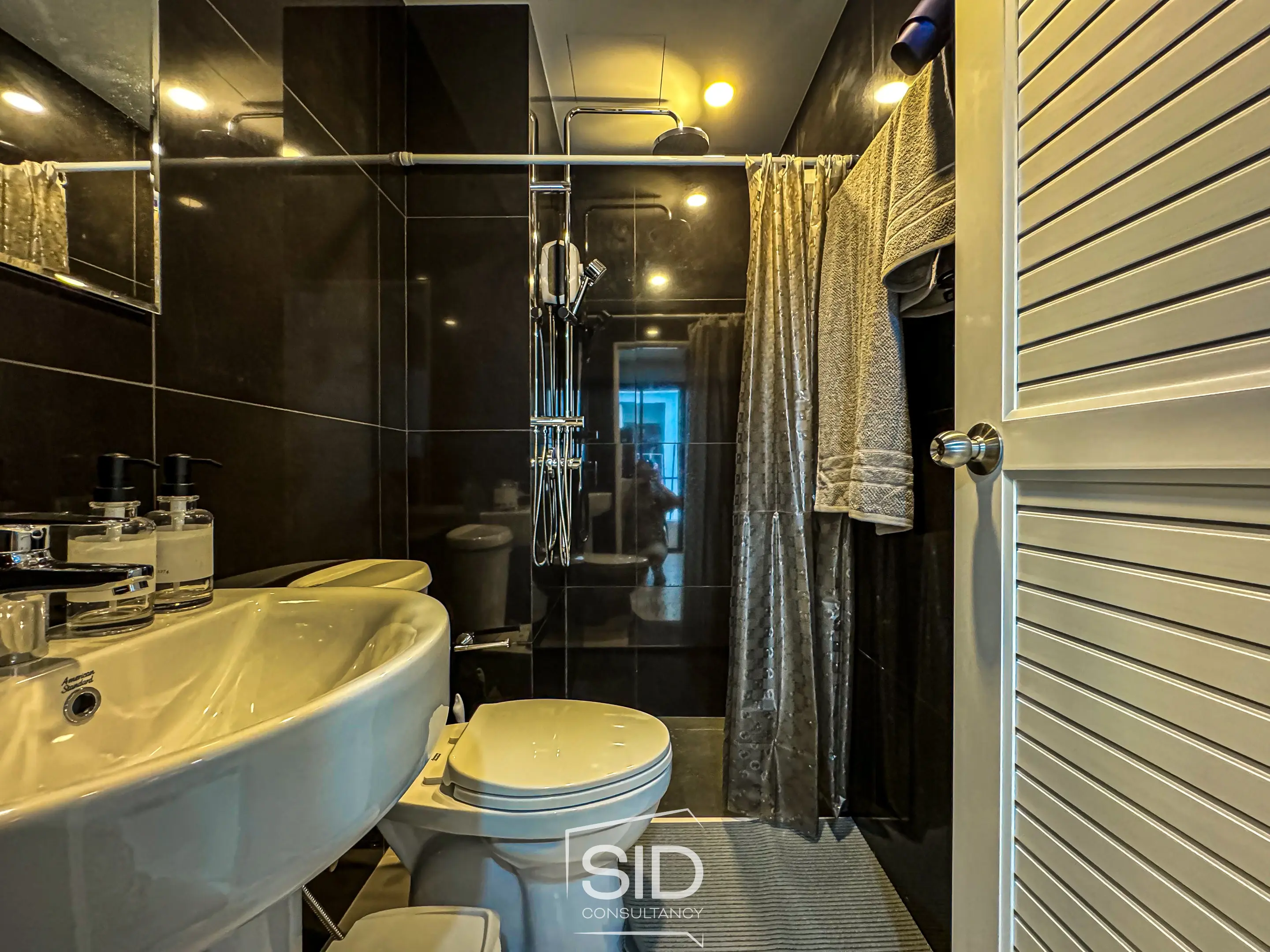 Cozy Studio at VIP Great Hill Airport – Just 5-10 Minutes Walk to Nai Yang Beach!