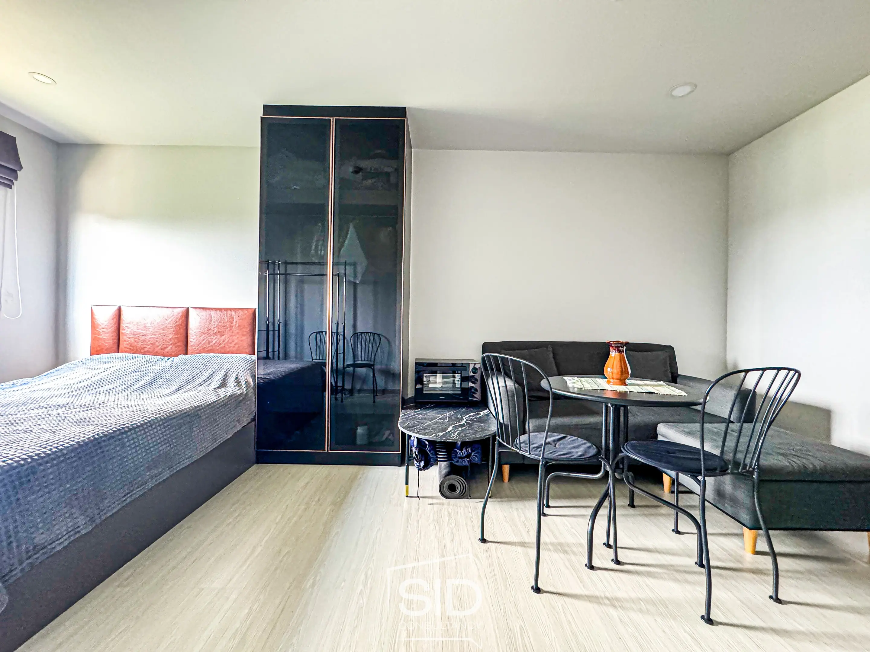 Cozy Studio at VIP Great Hill Airport – Facing the Sea & Sunset Direction