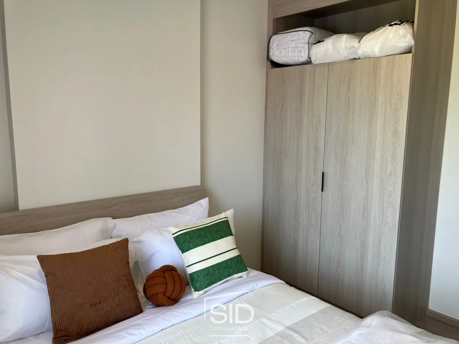 Modern 1-Bedroom Plus Condo for Rent – Dcondo reef Phuket