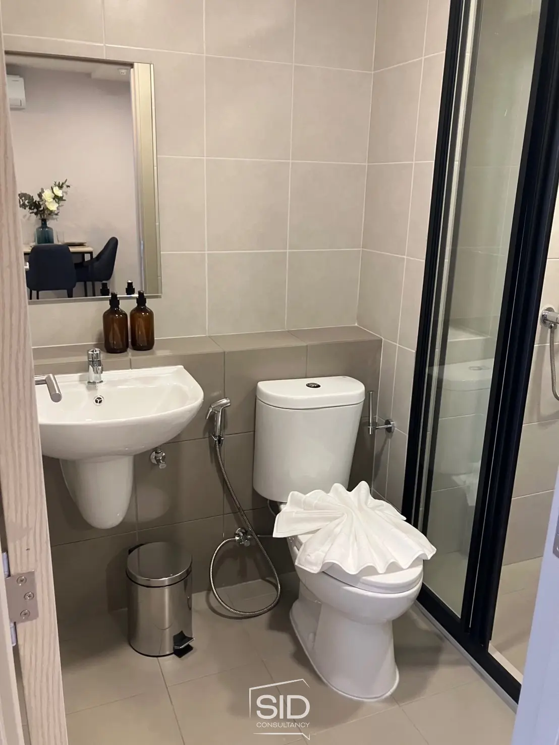 Modern 1-Bedroom Plus Condo for Rent – Dcondo reef Phuket