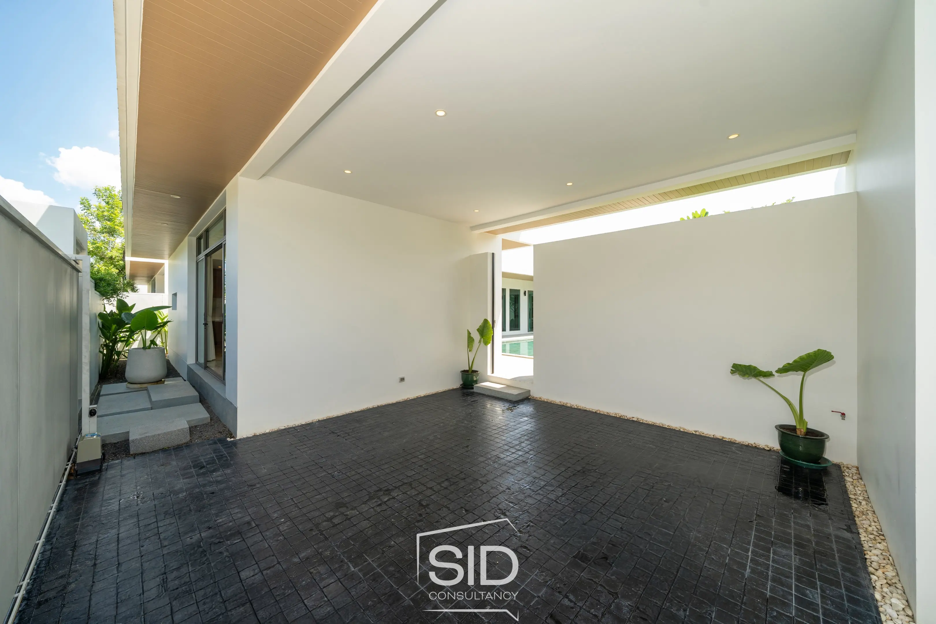 Shambhala Grand Villa | 3 BR Deluxe Garden Pool Villa