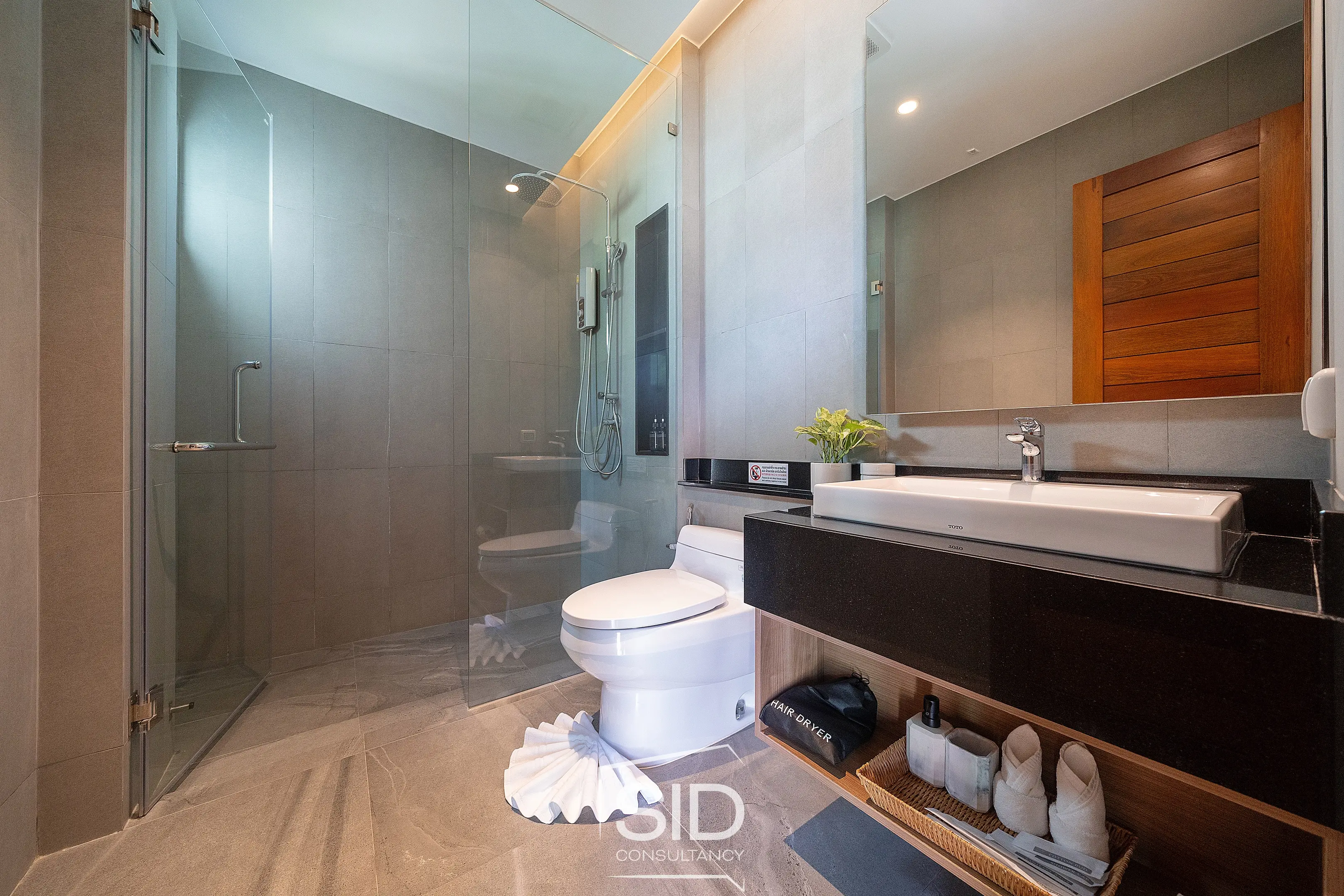Shambhala Grand Villa | 3 BR Deluxe Garden Pool Villa
