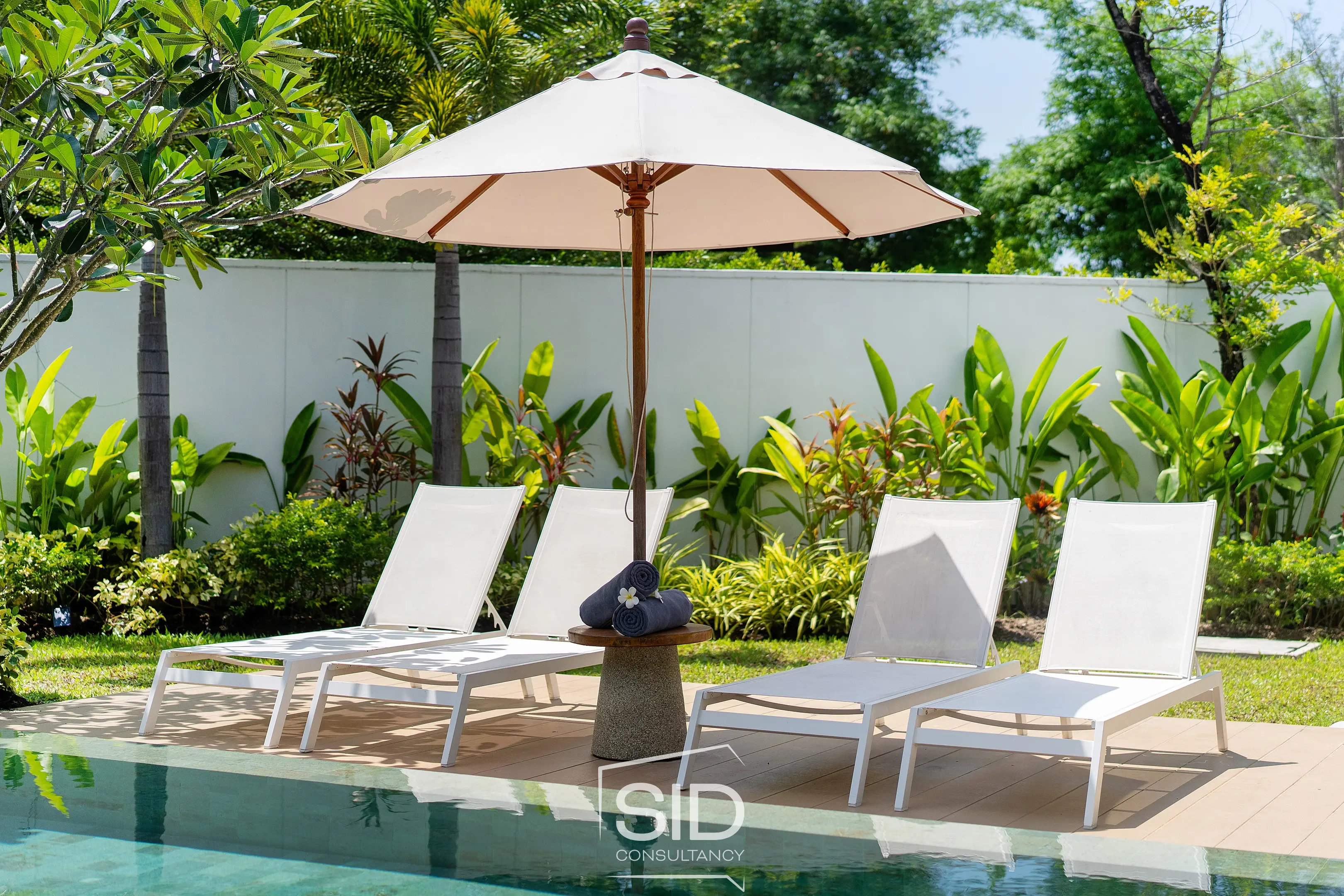 Shambhala Grand Villa | 3 BR Deluxe Garden Pool Villa