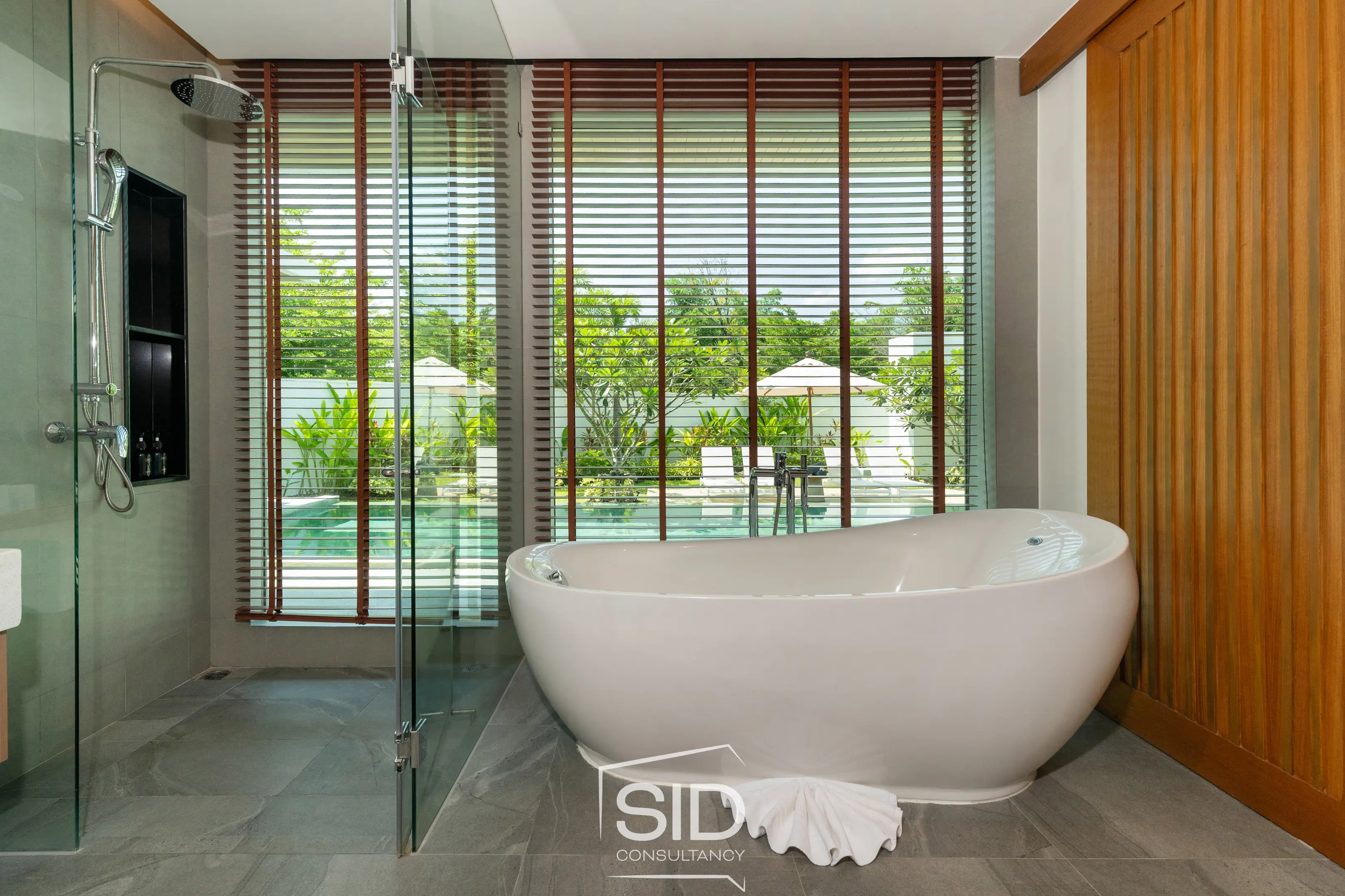 Shambhala Grand Villa | 3 BR Deluxe Garden Pool Villa