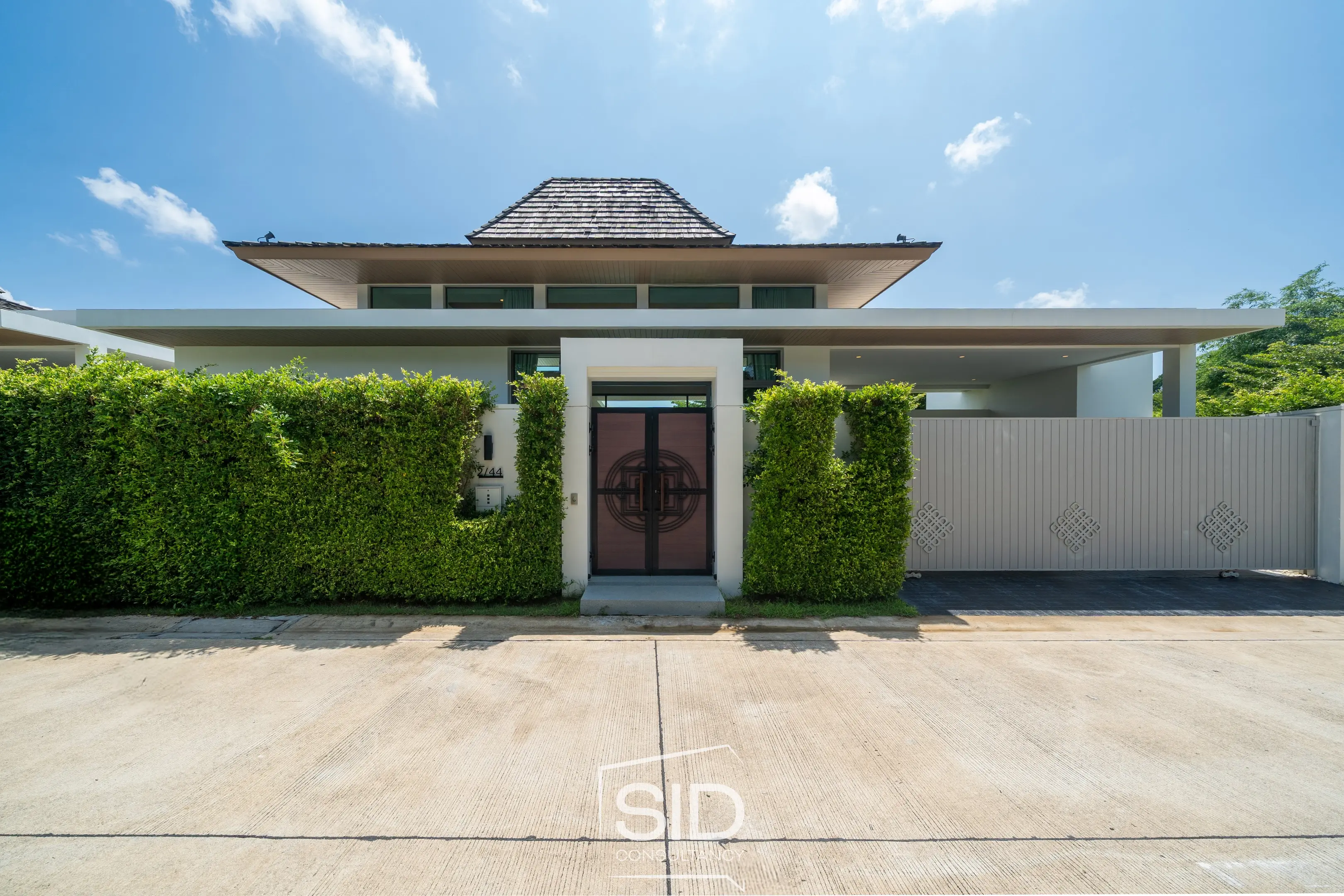 Shambhala Grand Villa | 3 BR Deluxe Garden Pool Villa
