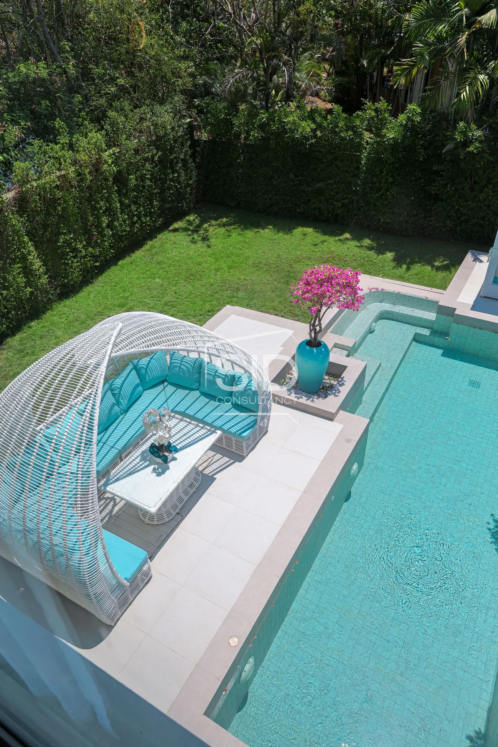 4-bedroom Villa Chom Tawan, Bangtao Beachfront