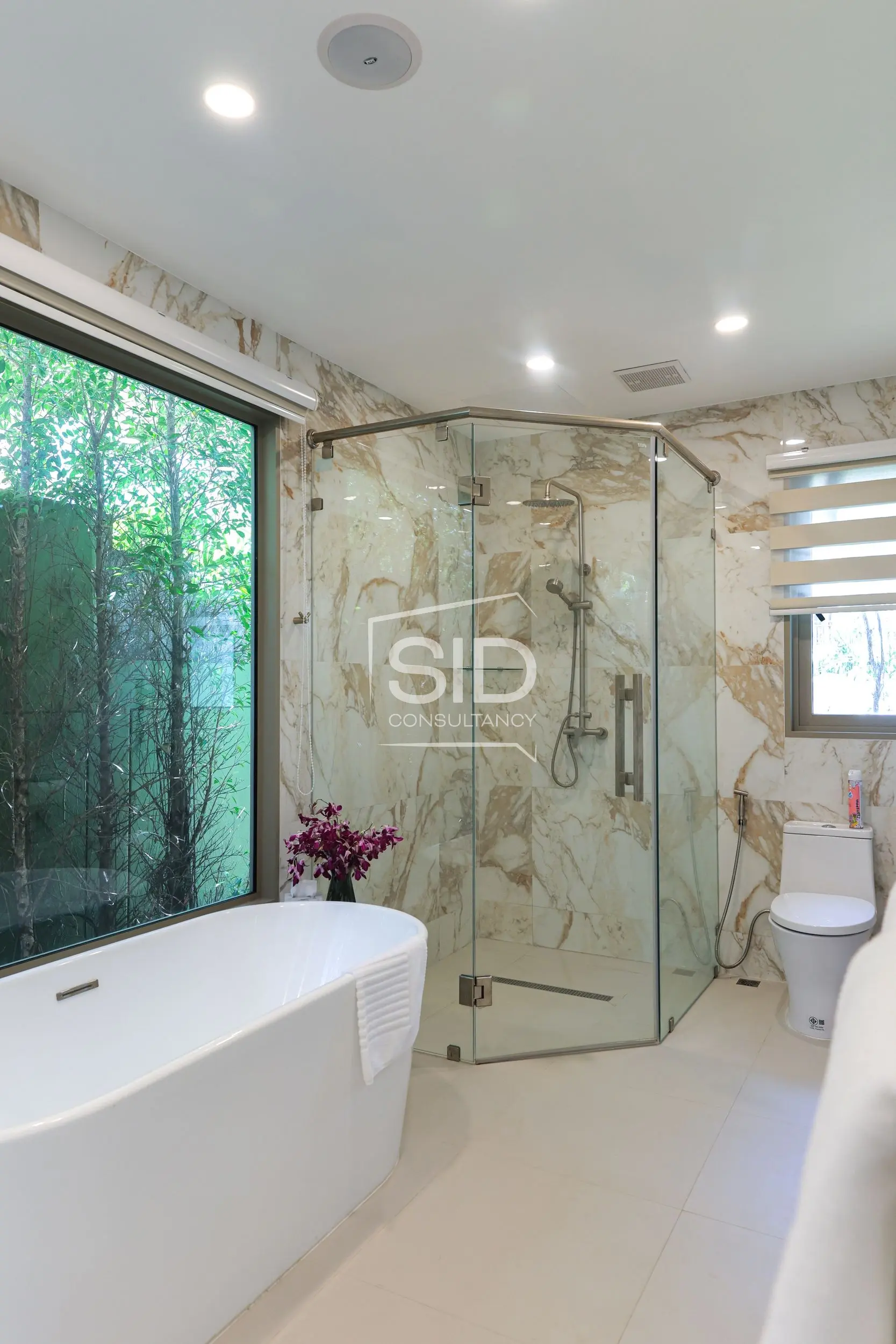 4-bedroom Villa Chom Tawan, Bangtao Beachfront