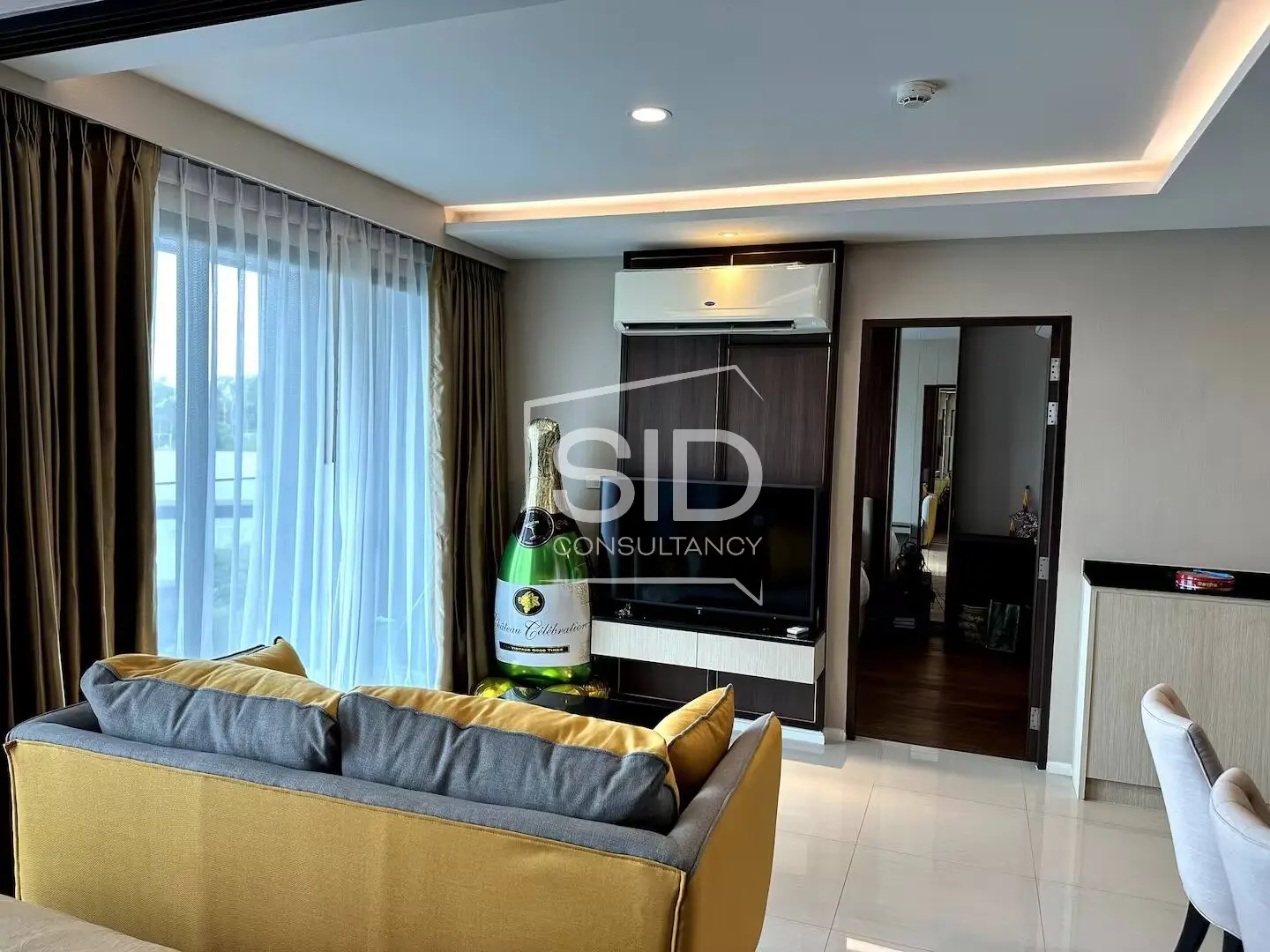 Cozy 2-Bedroom Sea View Apartment in Surin, Phuket
