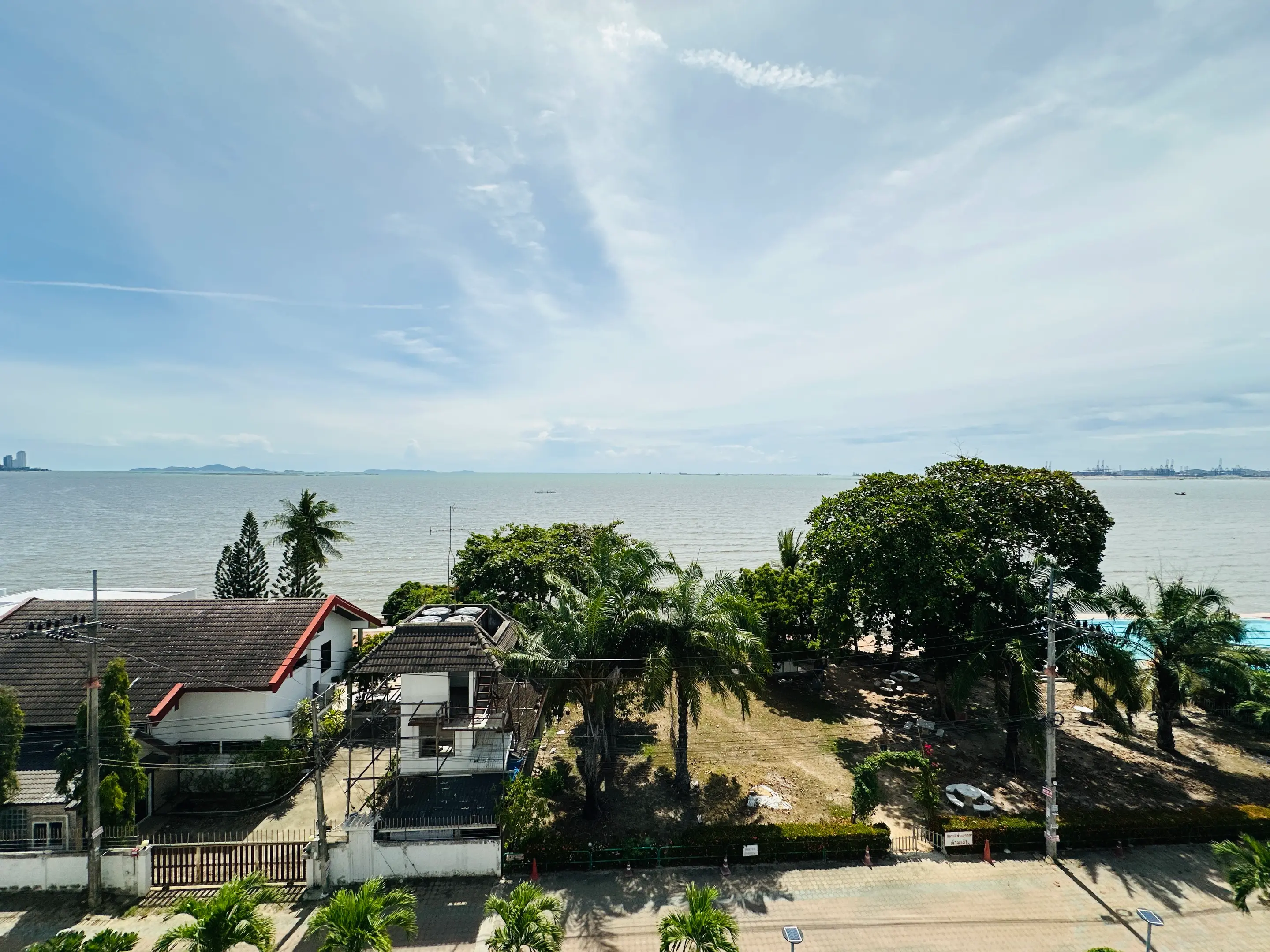 Foreign Name - Beach Front - 2 Bed - 2 Bathroom Condo