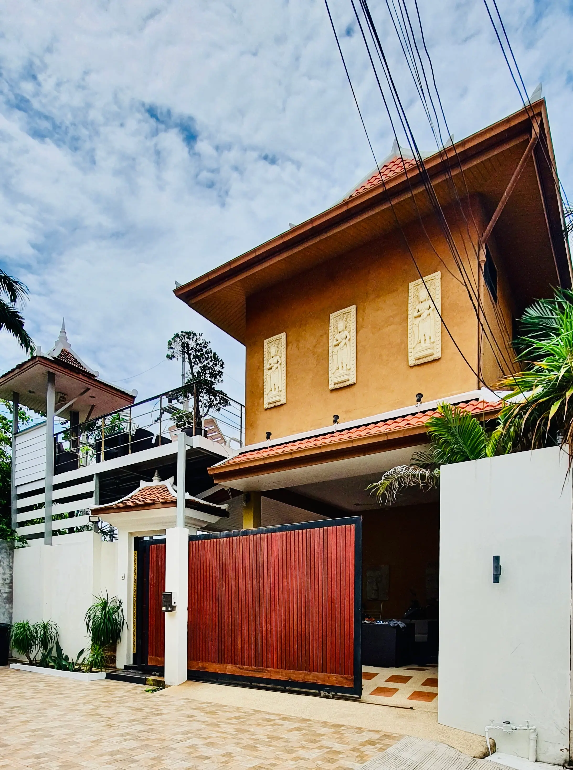 Pool Villa - Central Jomtien - Walking distance to beach and all facilities 