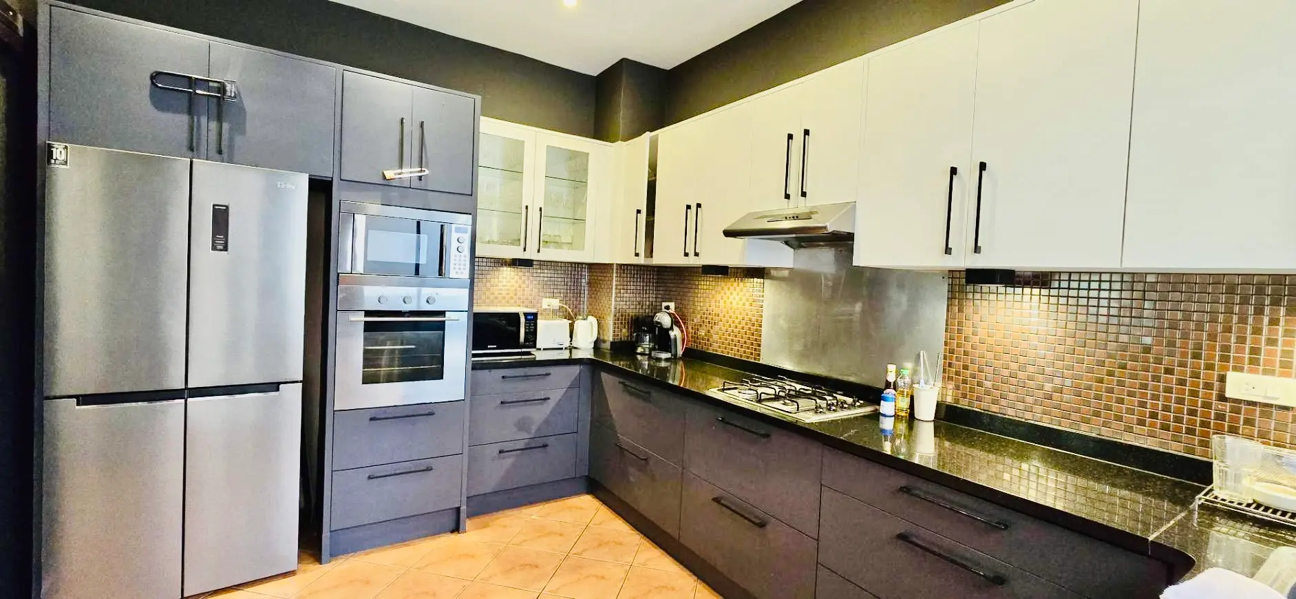 Pool Villa - Central Jomtien - Walking distance to beach and all facilities 