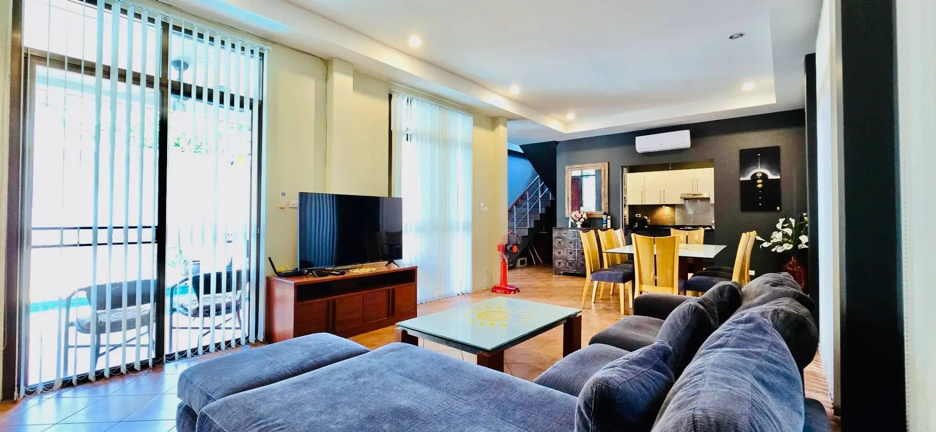 Pool Villa - Central Jomtien - Walking distance to beach and all facilities 