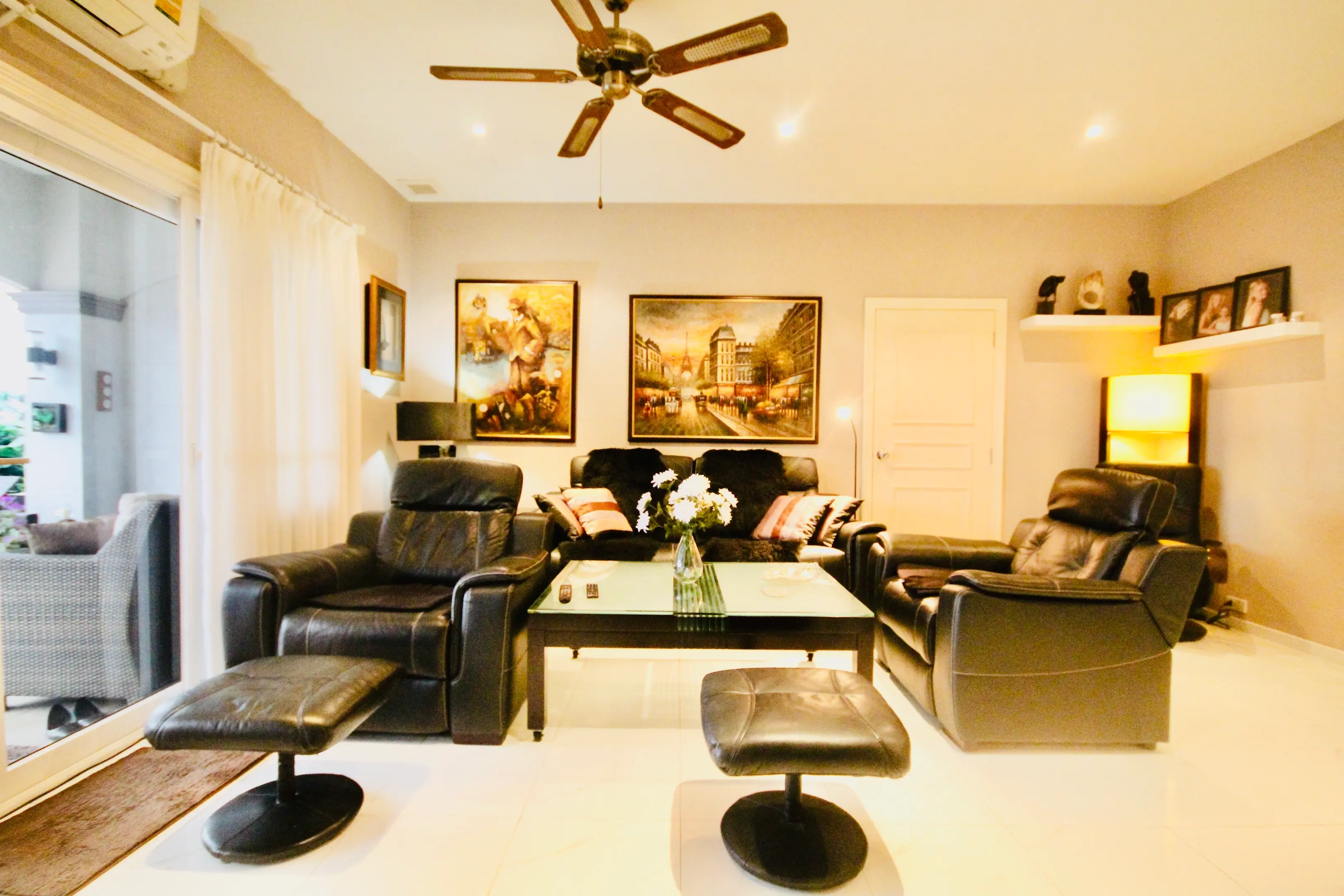 Pool and Sea View - 2 Bedroom - 2 Bathroom - Large Balcony - Pratamnak - Pattaya