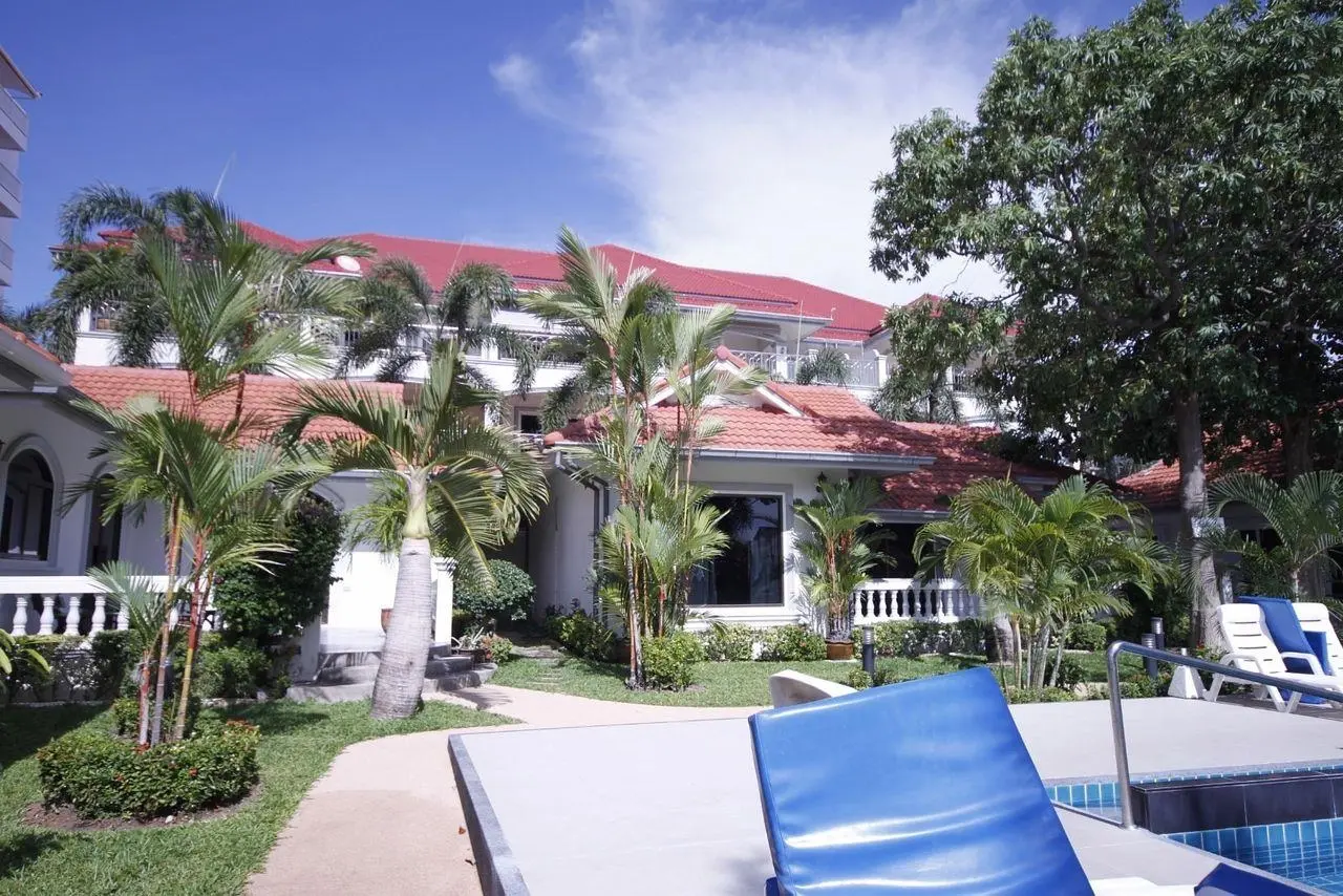 Pool and Sea View - 2 Bedroom - 2 Bathroom - Large Balcony - Pratamnak - Pattaya