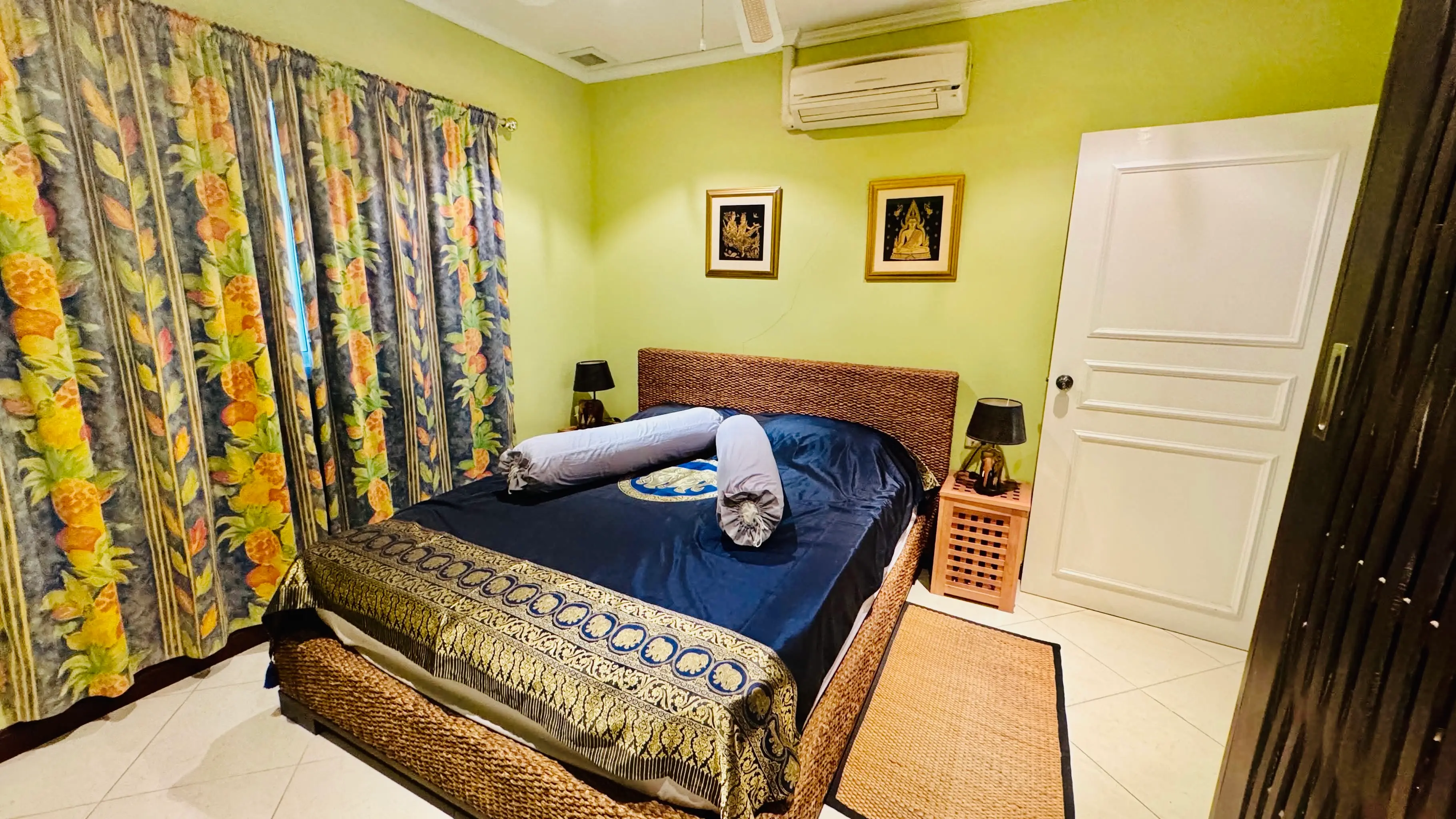 3 Bedroom - 147 kvm - Partly Sea View - Pratumnak - Pattaya