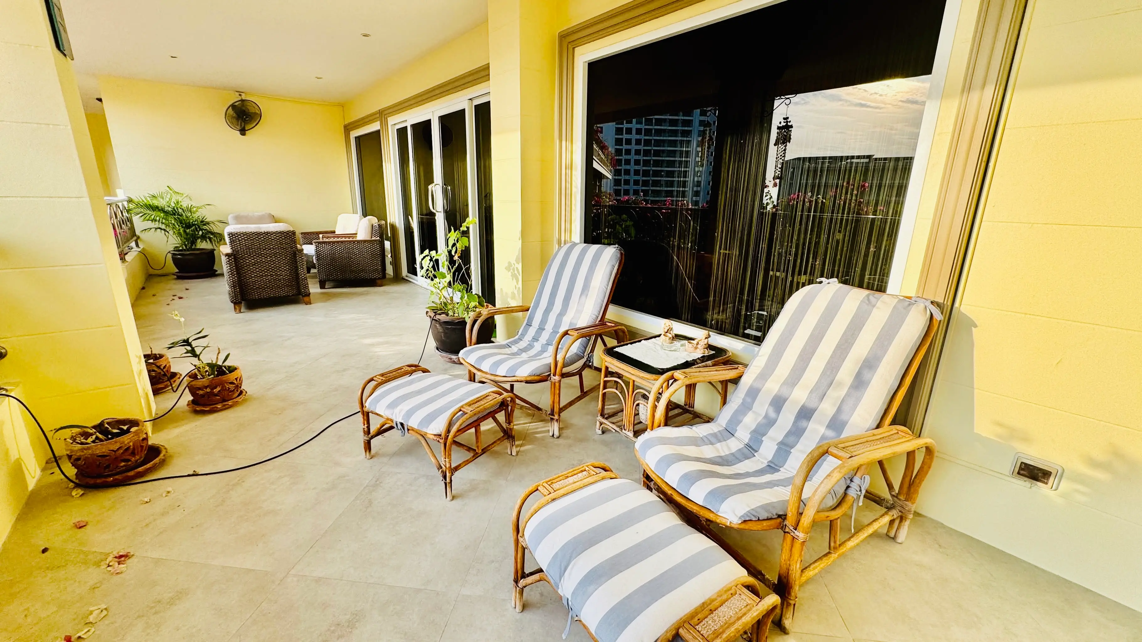 3 Bedroom - 147 kvm - Partly Sea View - Pratumnak - Pattaya
