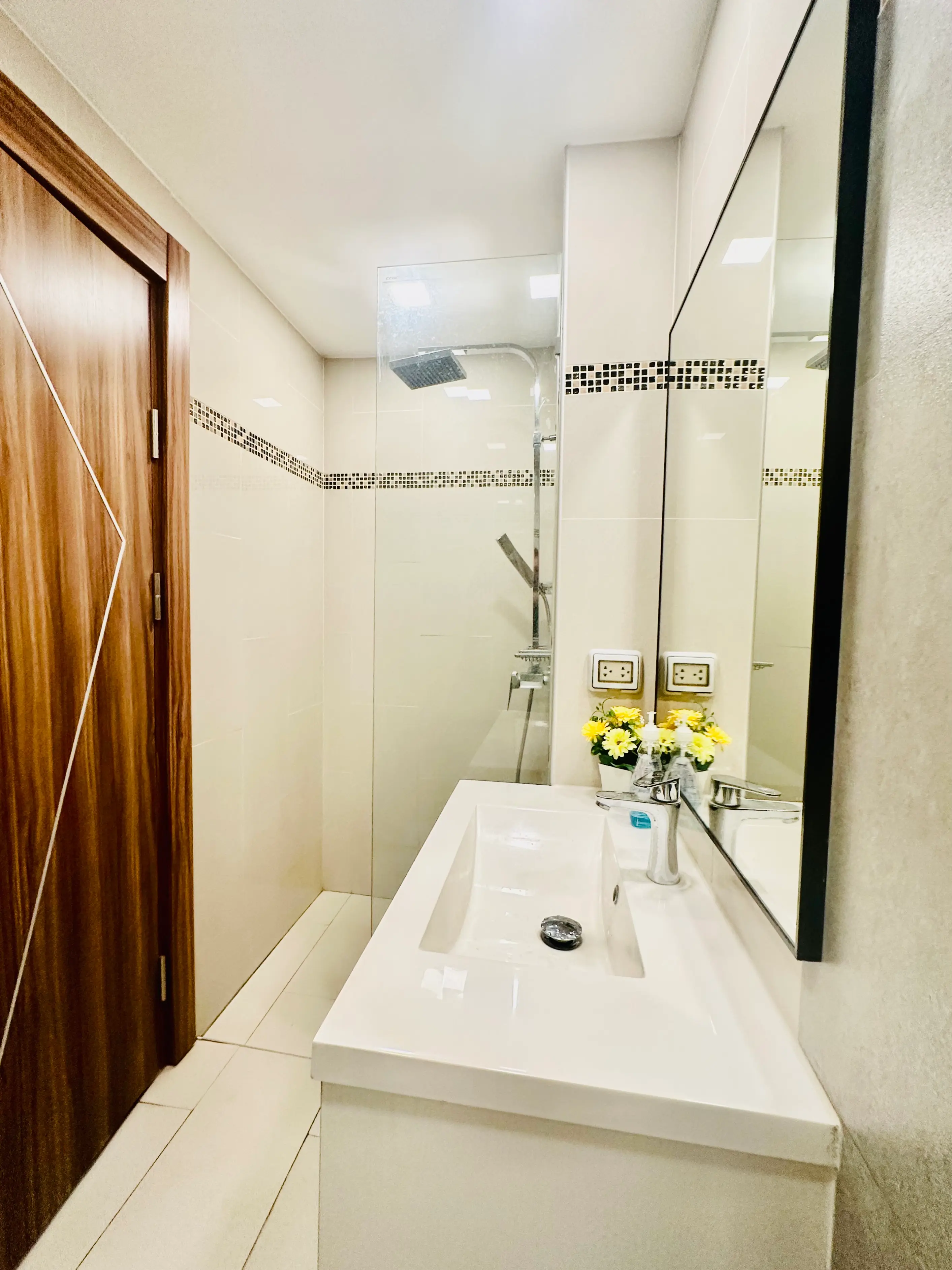 Laguna Beach Resort 3 Maldives - Studio - Foreign Name