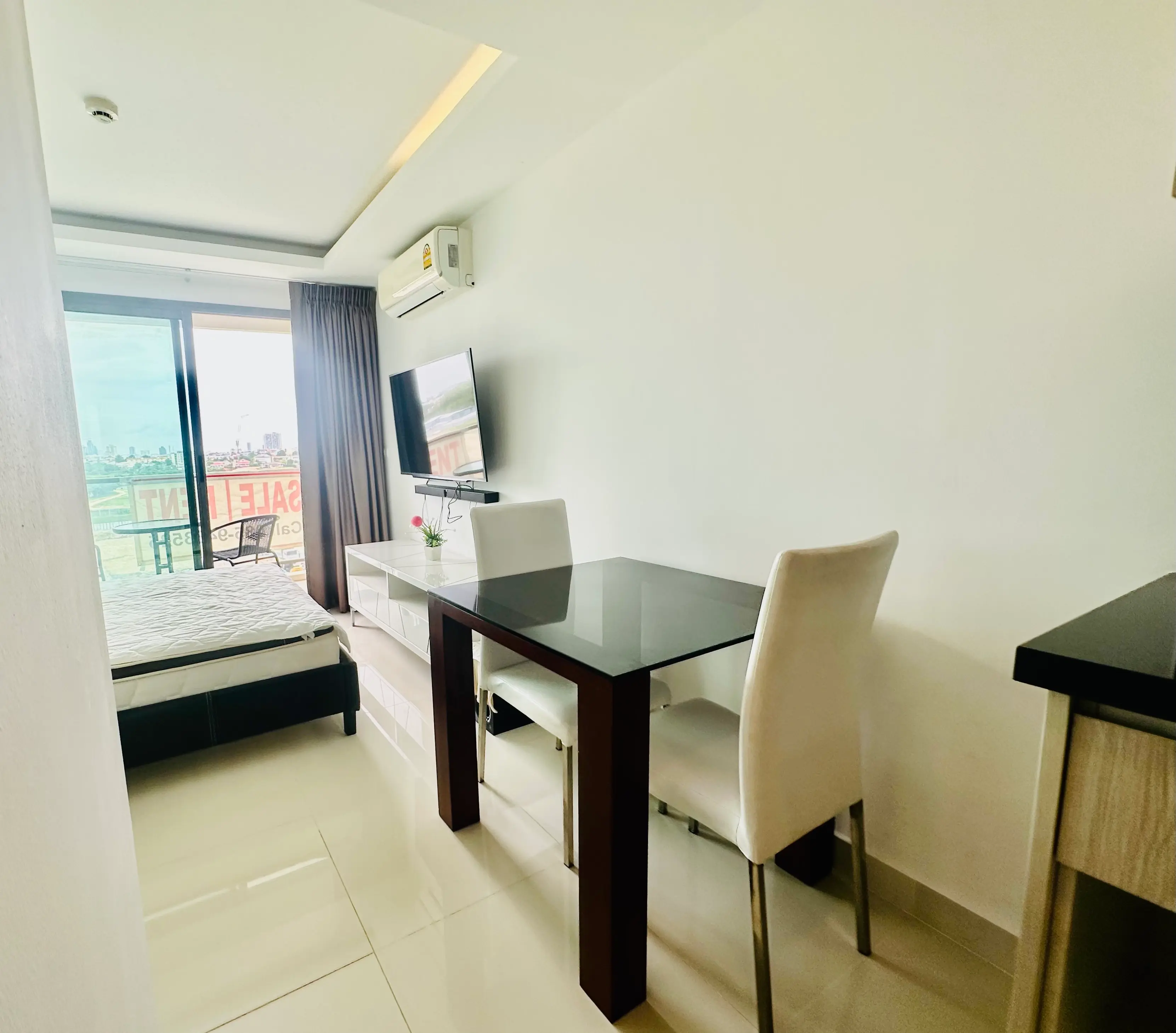 Laguna Beach Resort 3 Maldives - Studio - Foreign Name