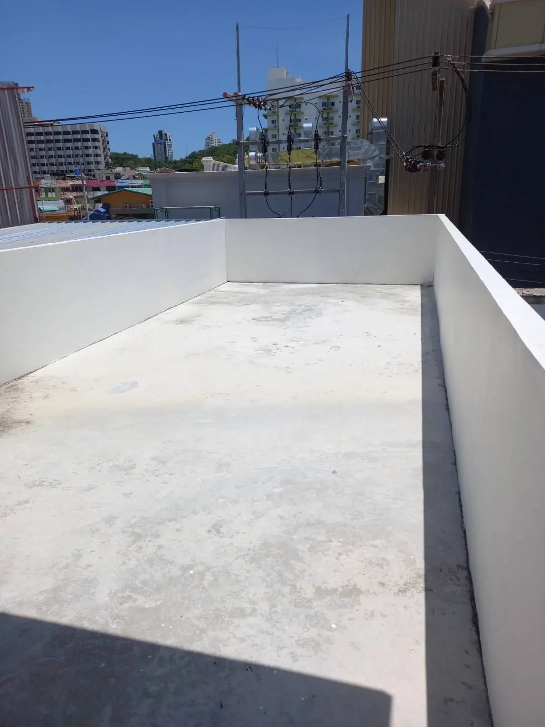 Shop House - Walking Street - Soi BJ - Roof top Terrace 