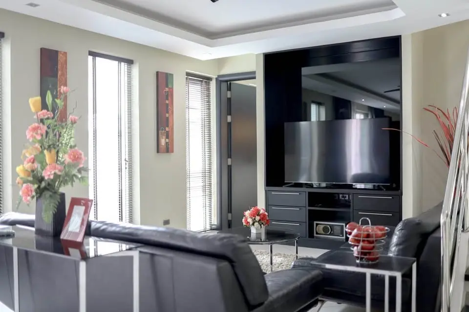 Luxury Pool Villa - Jomtien - 5 Bedroom - Fully Furnished