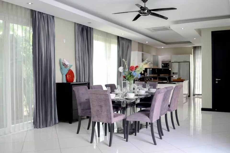 Luxury Pool Villa - Jomtien - 5 Bedroom - Fully Furnished