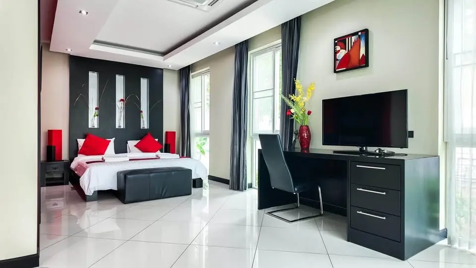 Luxury Pool Villa - Jomtien - 5 Bedroom - Fully Furnished