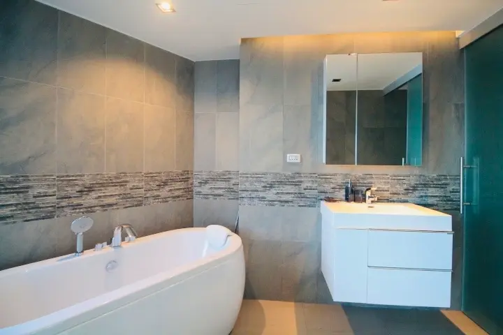 Beach Front - Sands Condominium - Foreign Name - Pratumnak - Pattaya